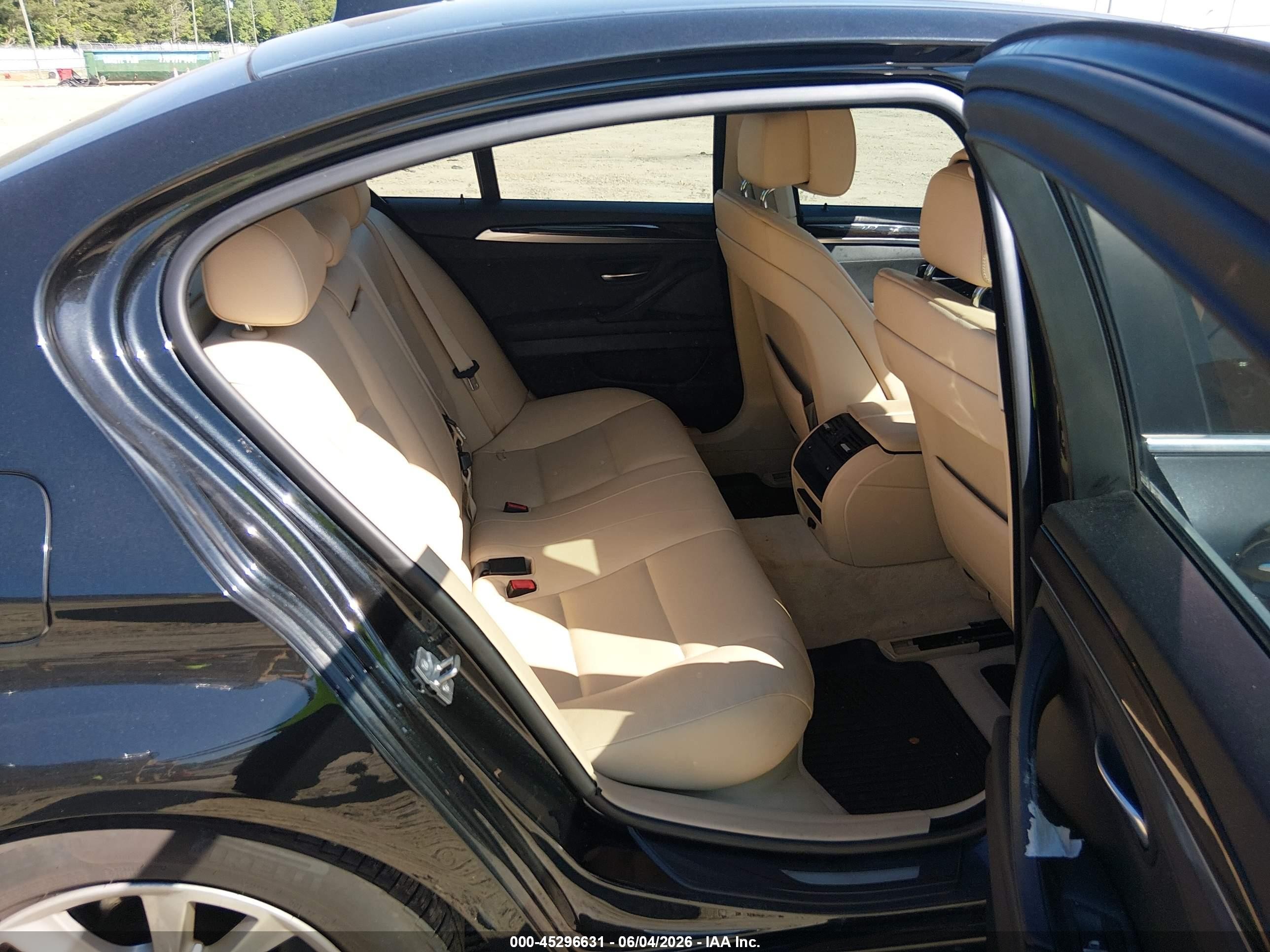 2012 Bmw 528i Xdrive Black vin: WBAXH5C59CDW09044