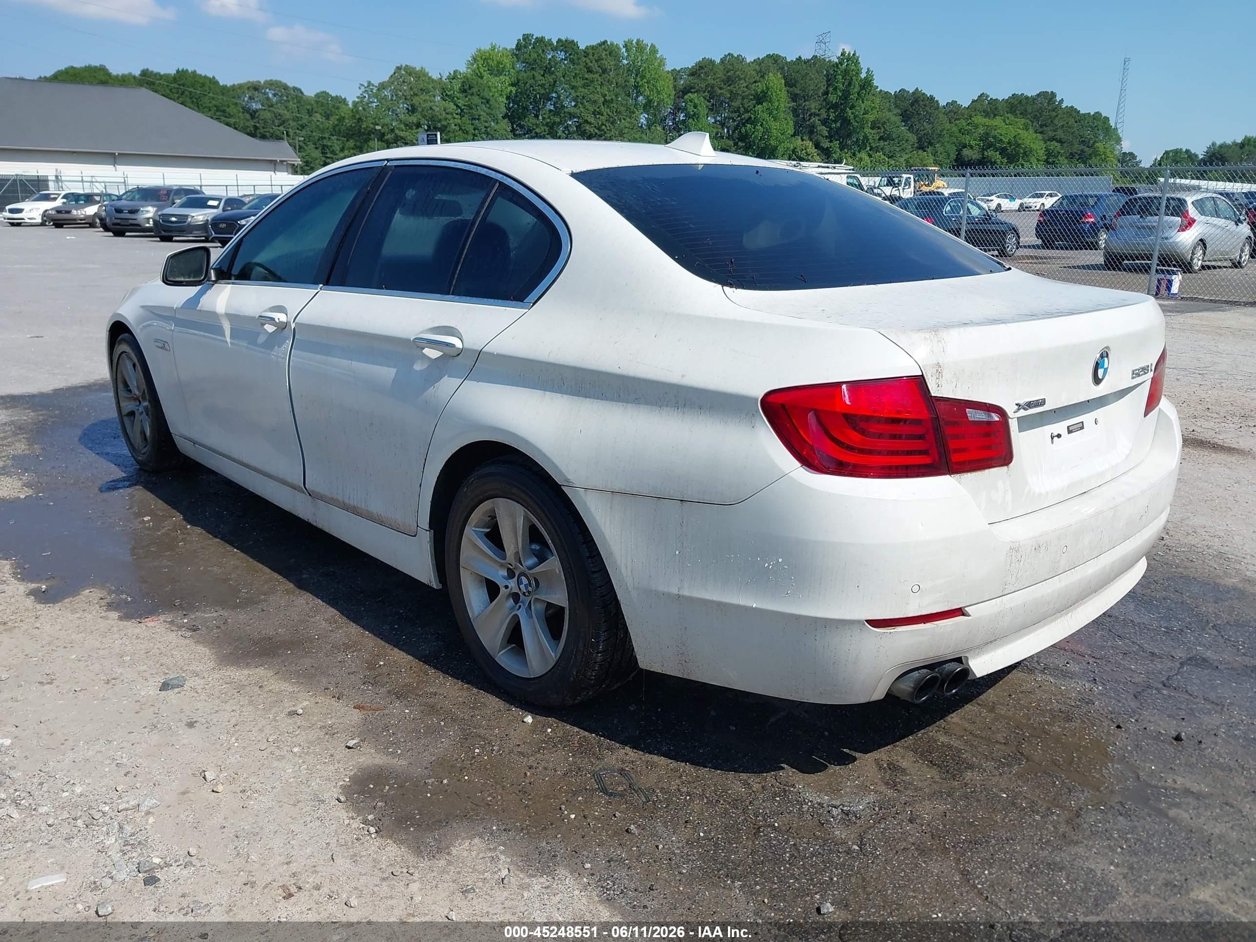 2013 Bmw 528i Xdrive White vin: WBAXH5C59DD113002