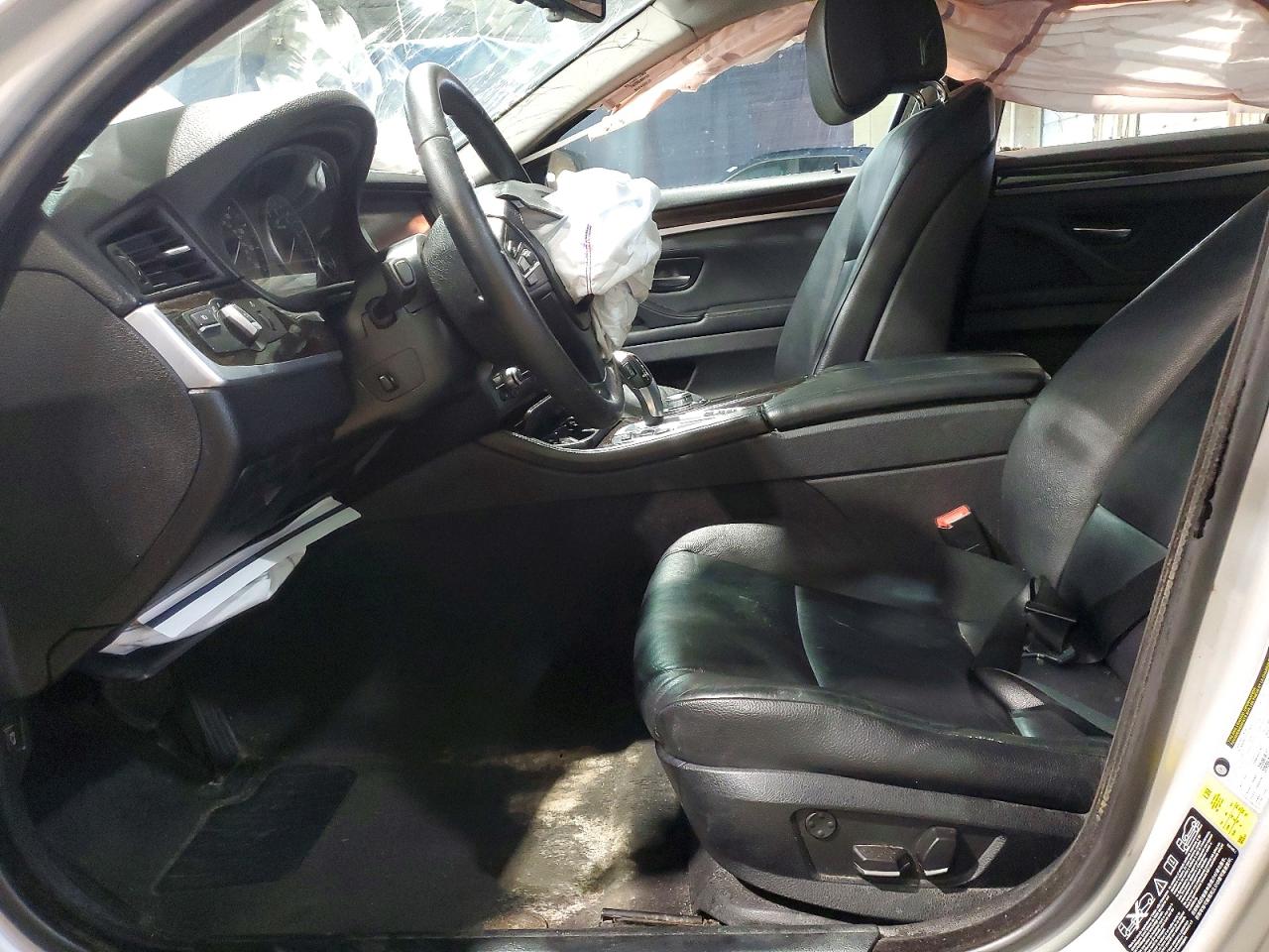 2013 Bmw 528 Xi Серебряный vin: WBAXH5C59DD115137