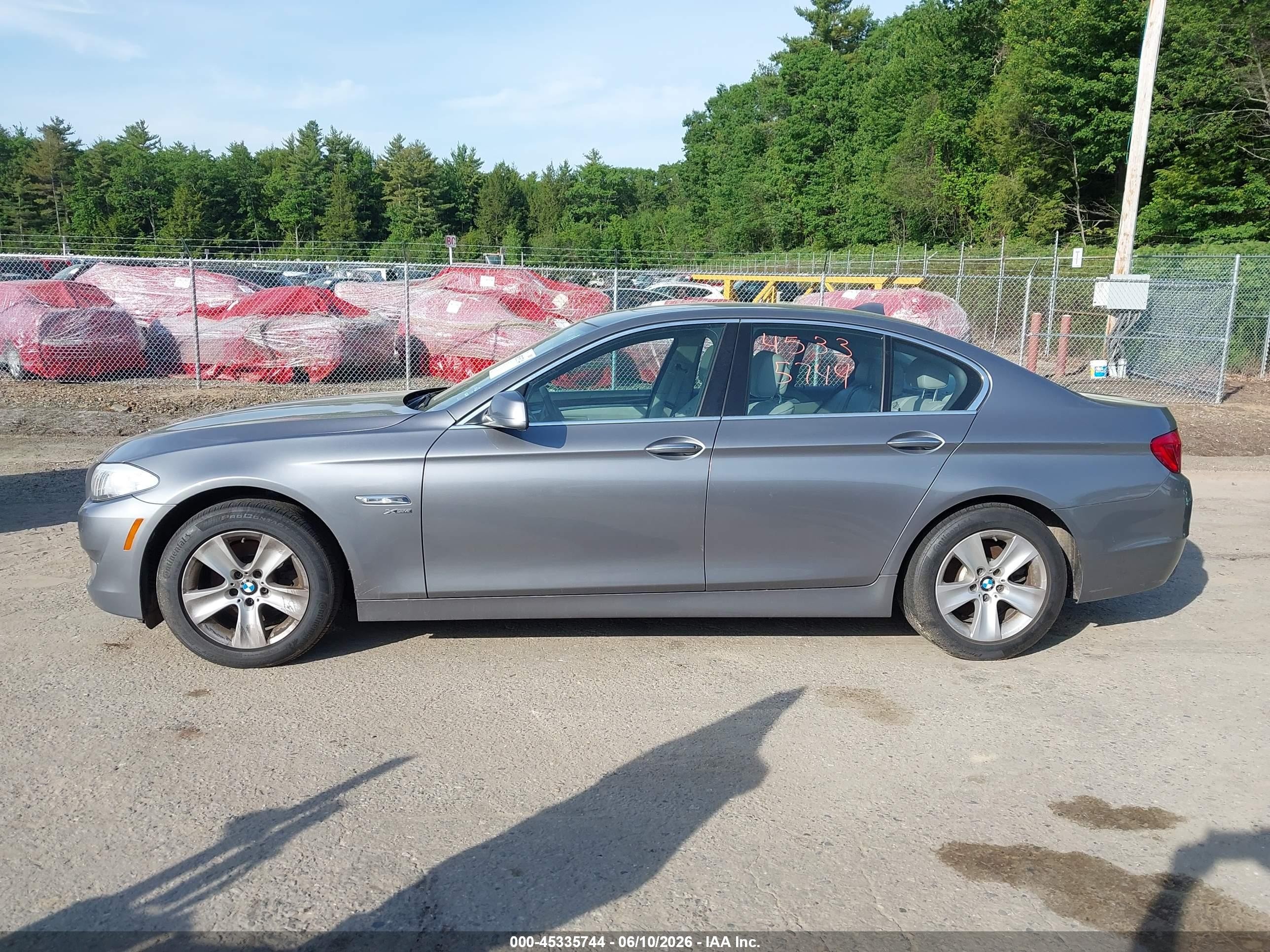 2012 Bmw 528i Xdrive Gray vin: WBAXH5C5XCDW08047