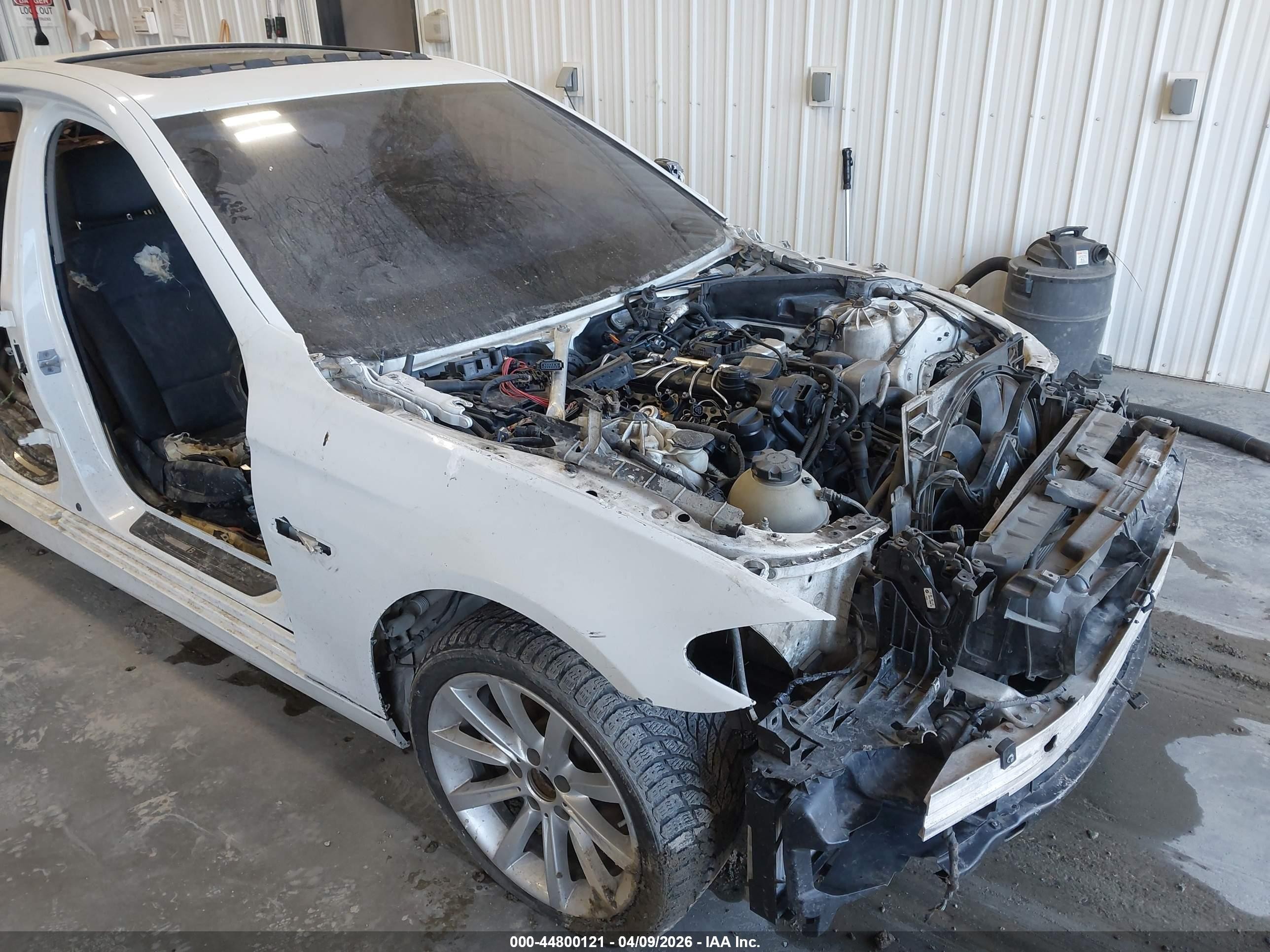 2013 Bmw 528i Xdrive White vin: WBAXH5C5XDD107967