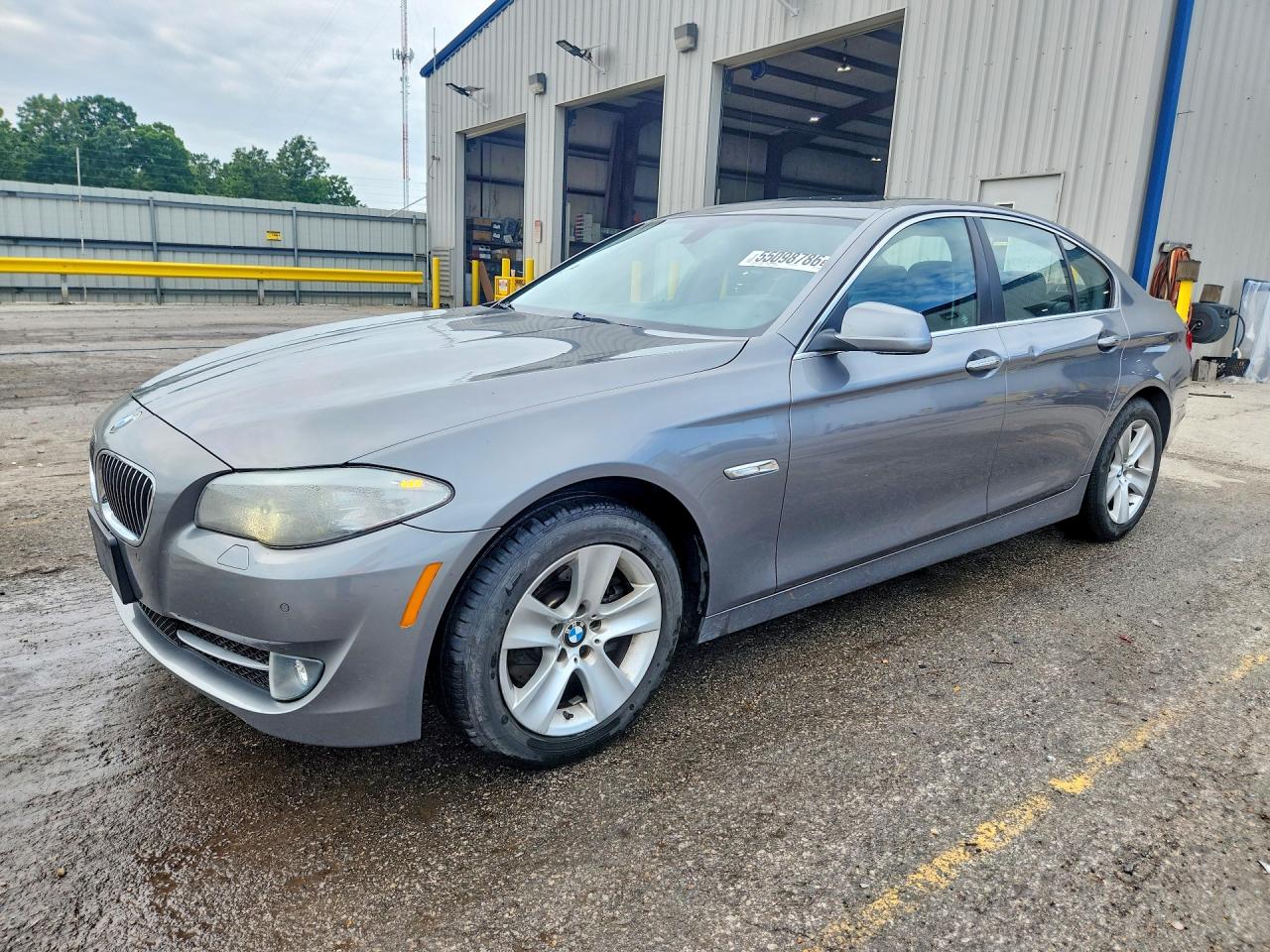 2013 Bmw 528 Xi Серебряный vin: WBAXH5C5XDD110898