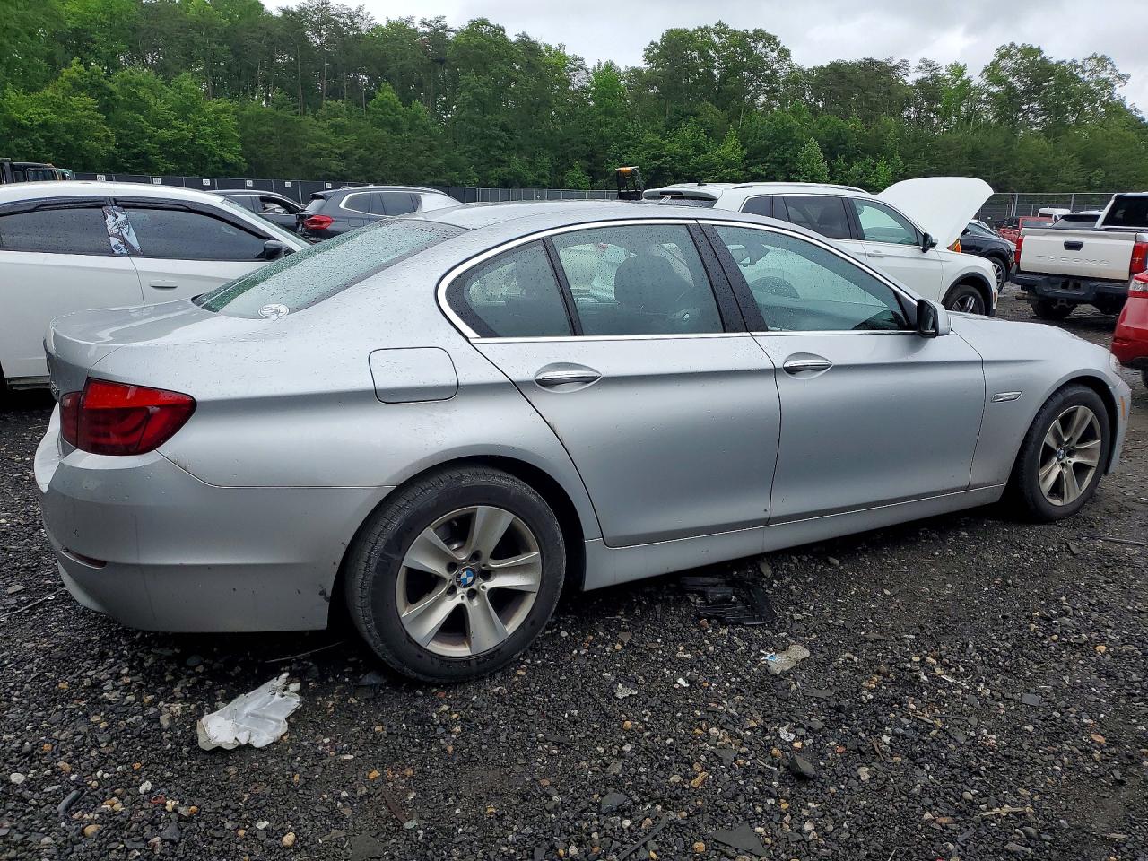 2013 Bmw 528 Xi Silver vin: WBAXH5C5XDD112814