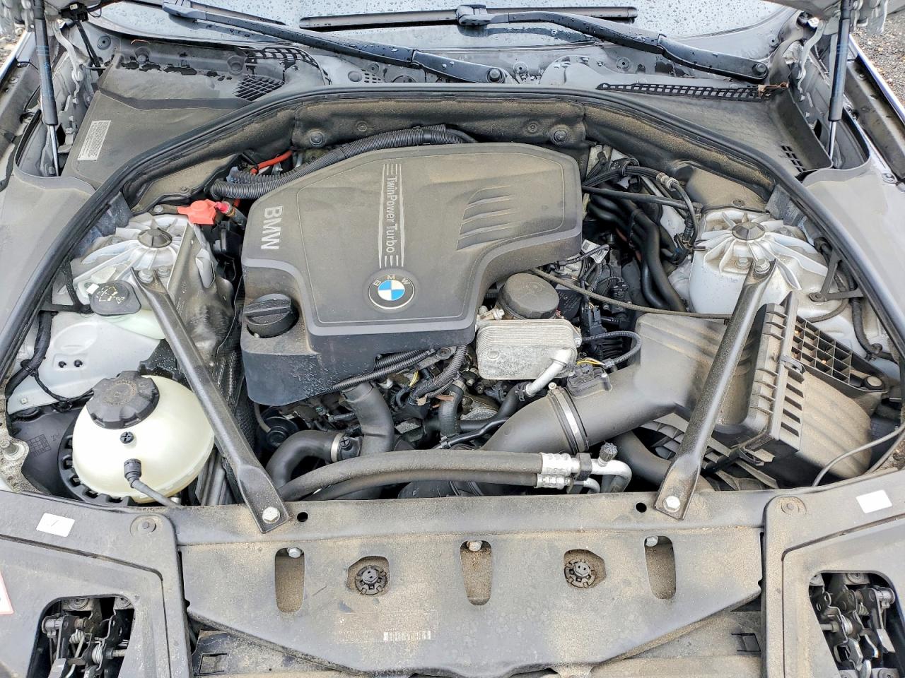 2013 Bmw 528 Xi Silver vin: WBAXH5C5XDD112814