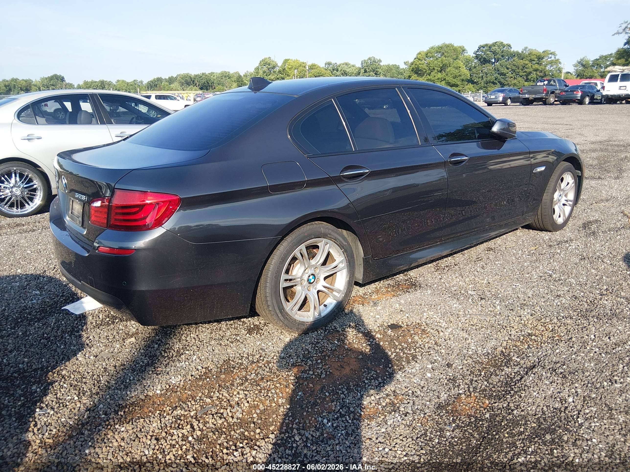 2013 Bmw 528i Xdrive Gray vin: WBAXH5C5XDDW16117