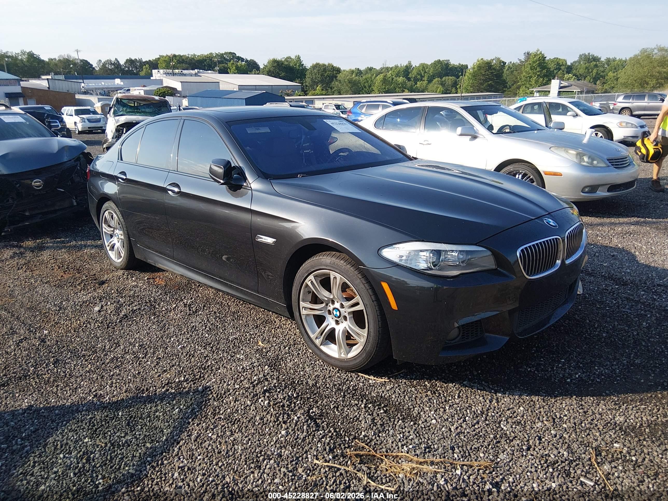2013 Bmw 528i Xdrive Gray vin: WBAXH5C5XDDW16117