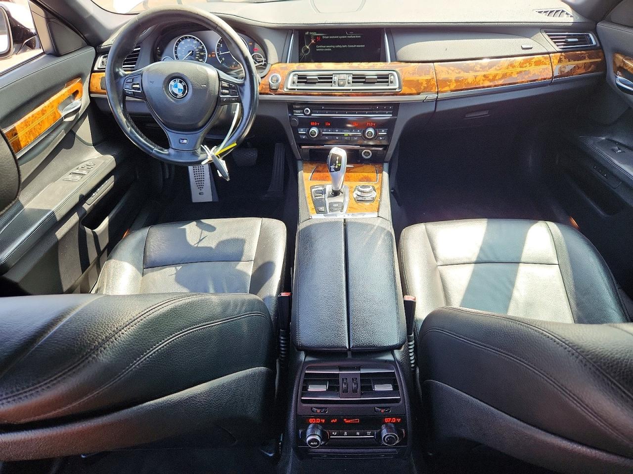 2013 Bmw 740 I White vin: WBAYA6C50DD143813