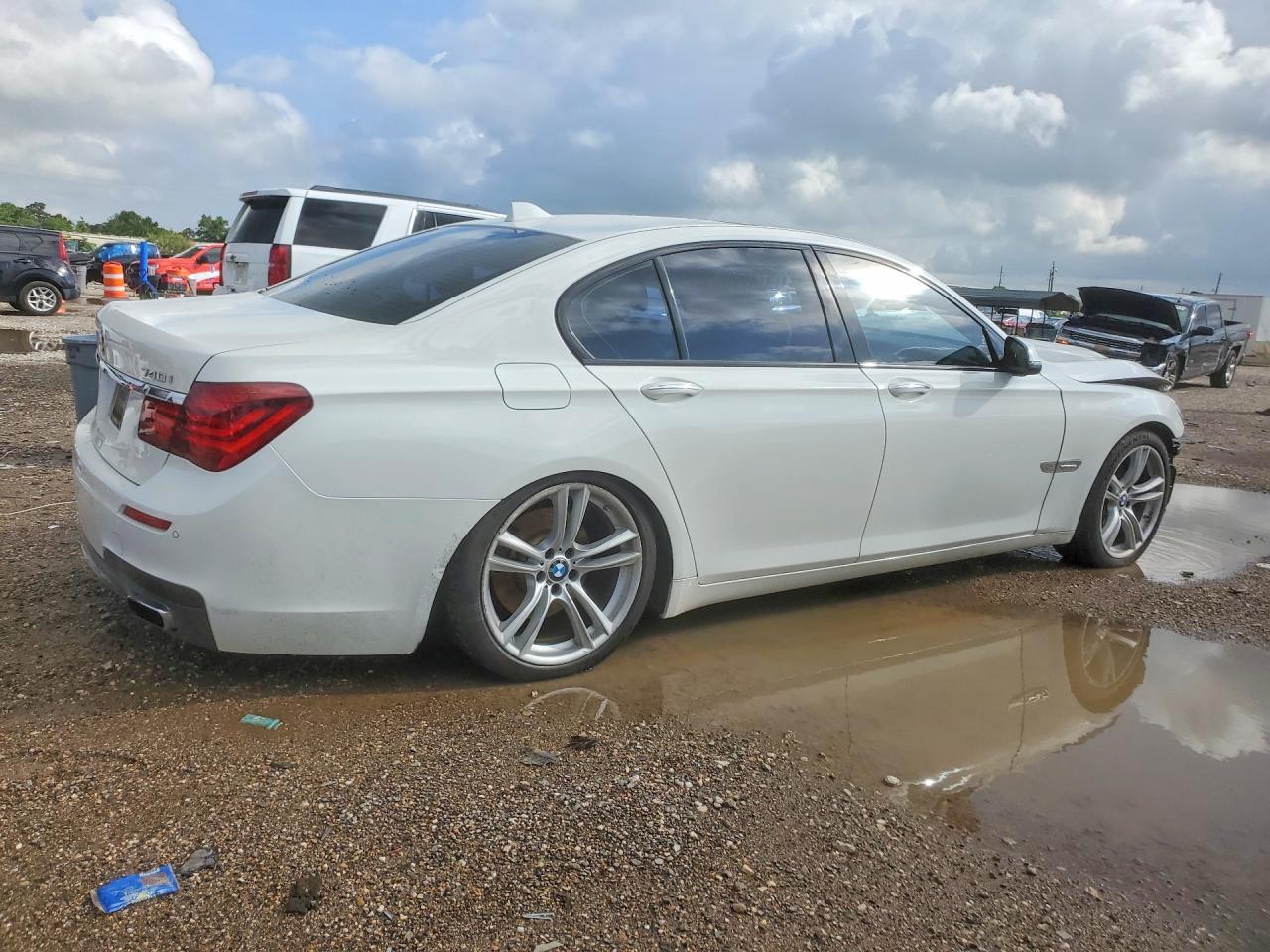 2014 Bmw 740 I White vin: WBAYA6C50ED144154