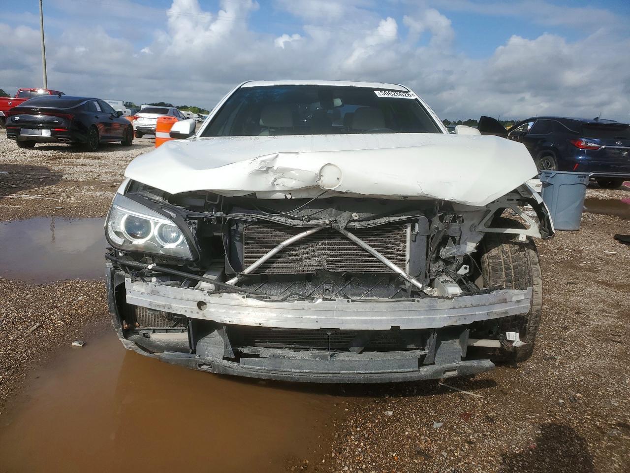 2014 Bmw 740 I White vin: WBAYA6C50ED144154