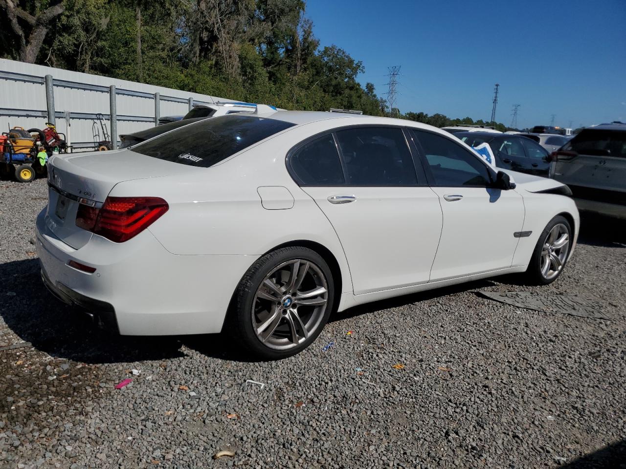 2014 Bmw 740 I White vin: WBAYA6C51ED144180