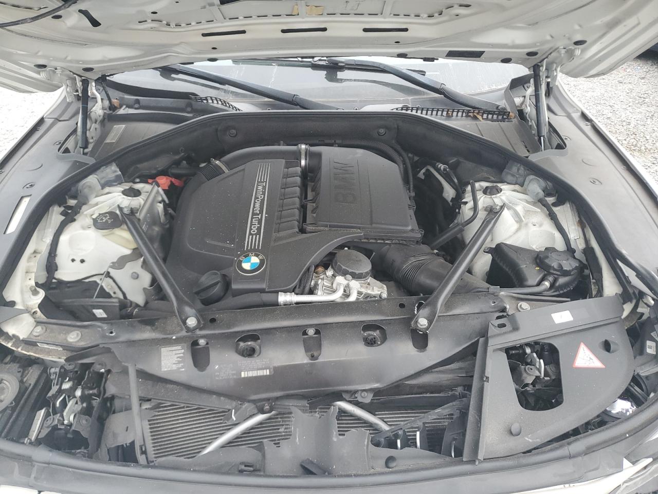 2014 Bmw 740 I White vin: WBAYA6C51ED144180