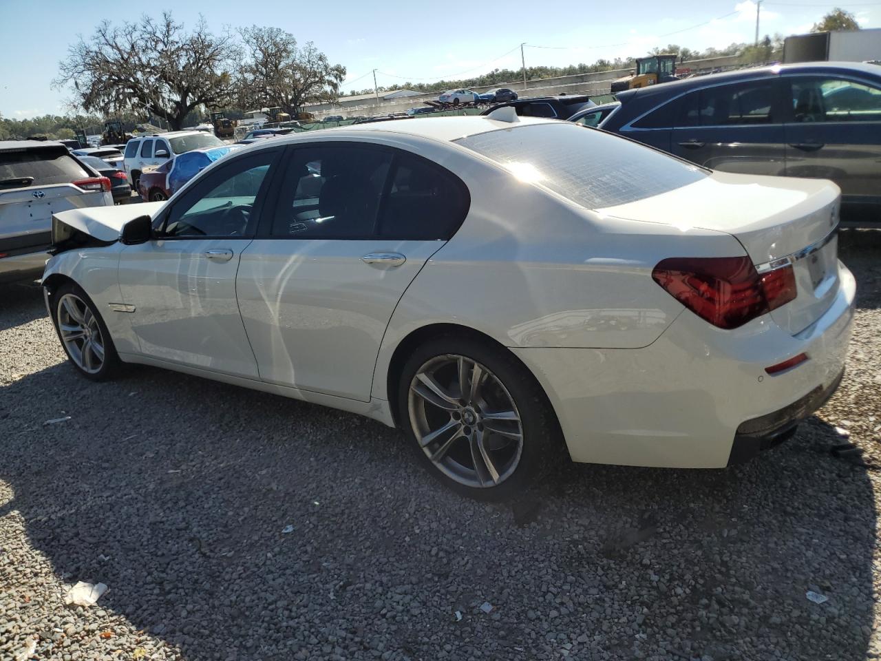 2014 Bmw 740 I White vin: WBAYA6C51ED144180