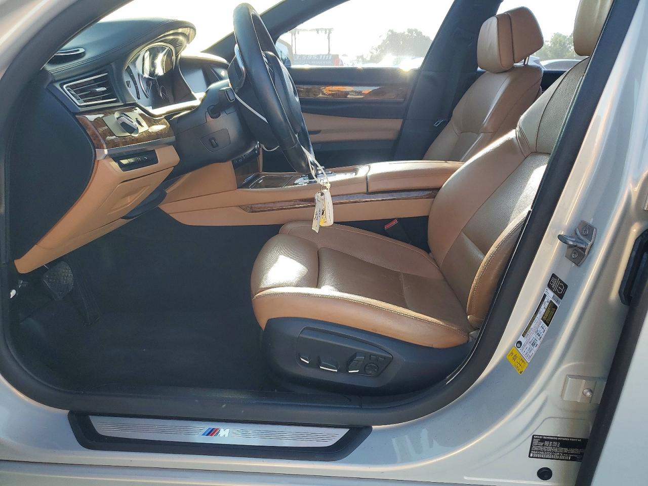 2013 Bmw 740 I Silver vin: WBAYA6C52DD143876