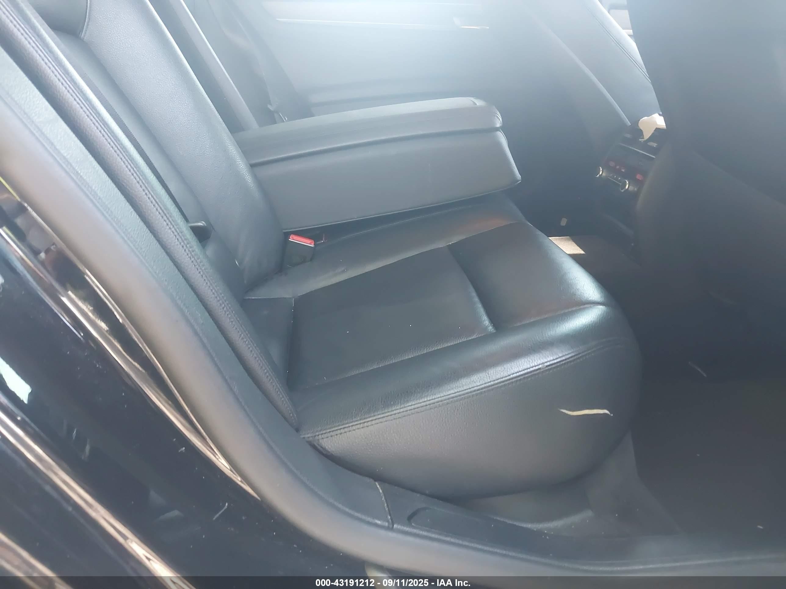 2014 Bmw 740i   Black vin: WBAYA6C52ED144477