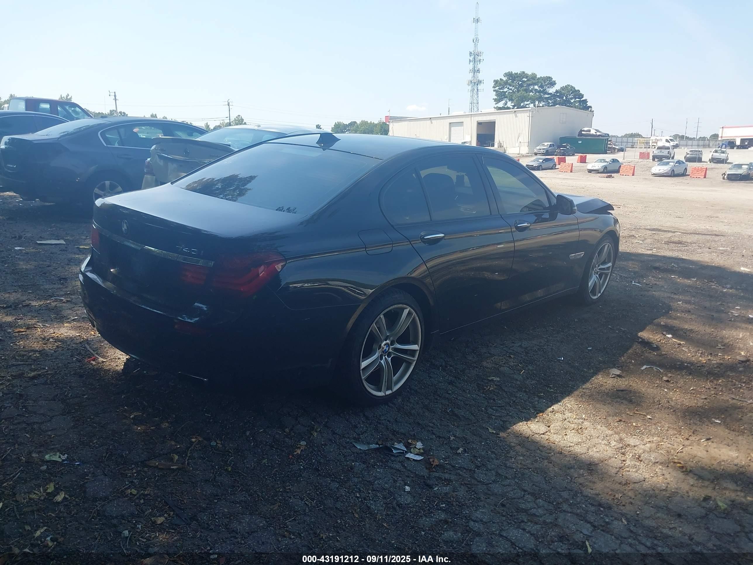 2014 Bmw 740i   Black vin: WBAYA6C52ED144477