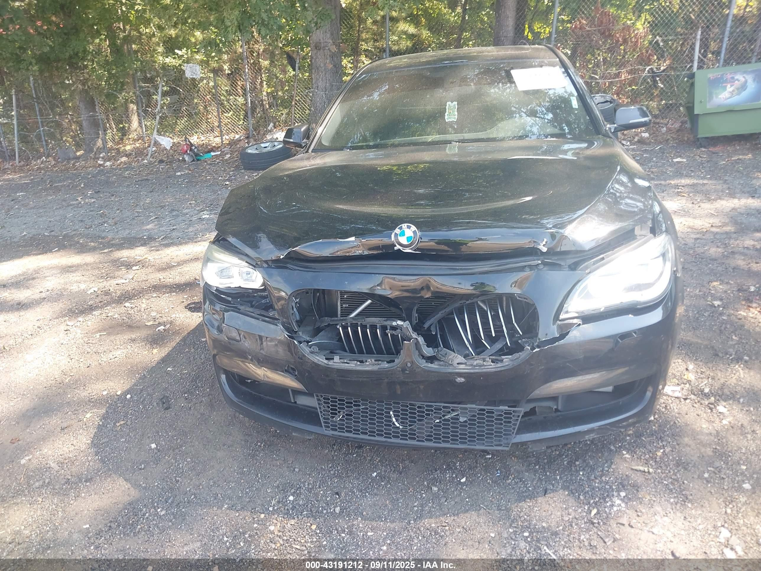 2014 Bmw 740i   Black vin: WBAYA6C52ED144477