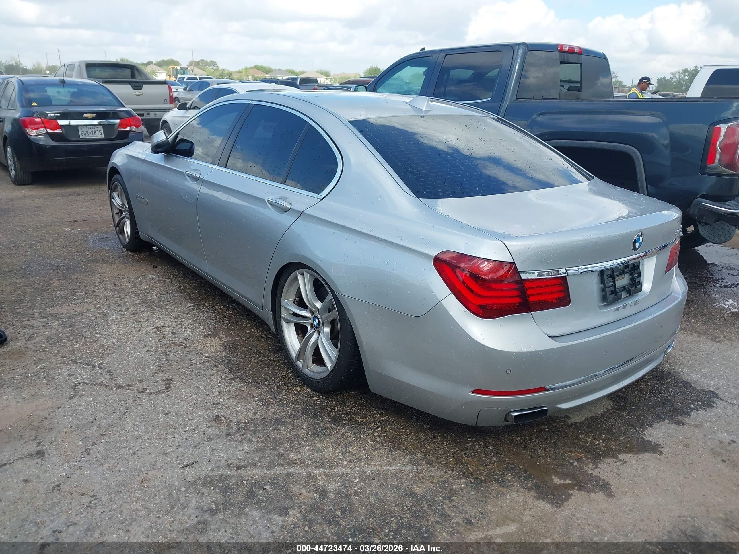 2013 Bmw 740i   Silver vin: WBAYA6C53DC995059