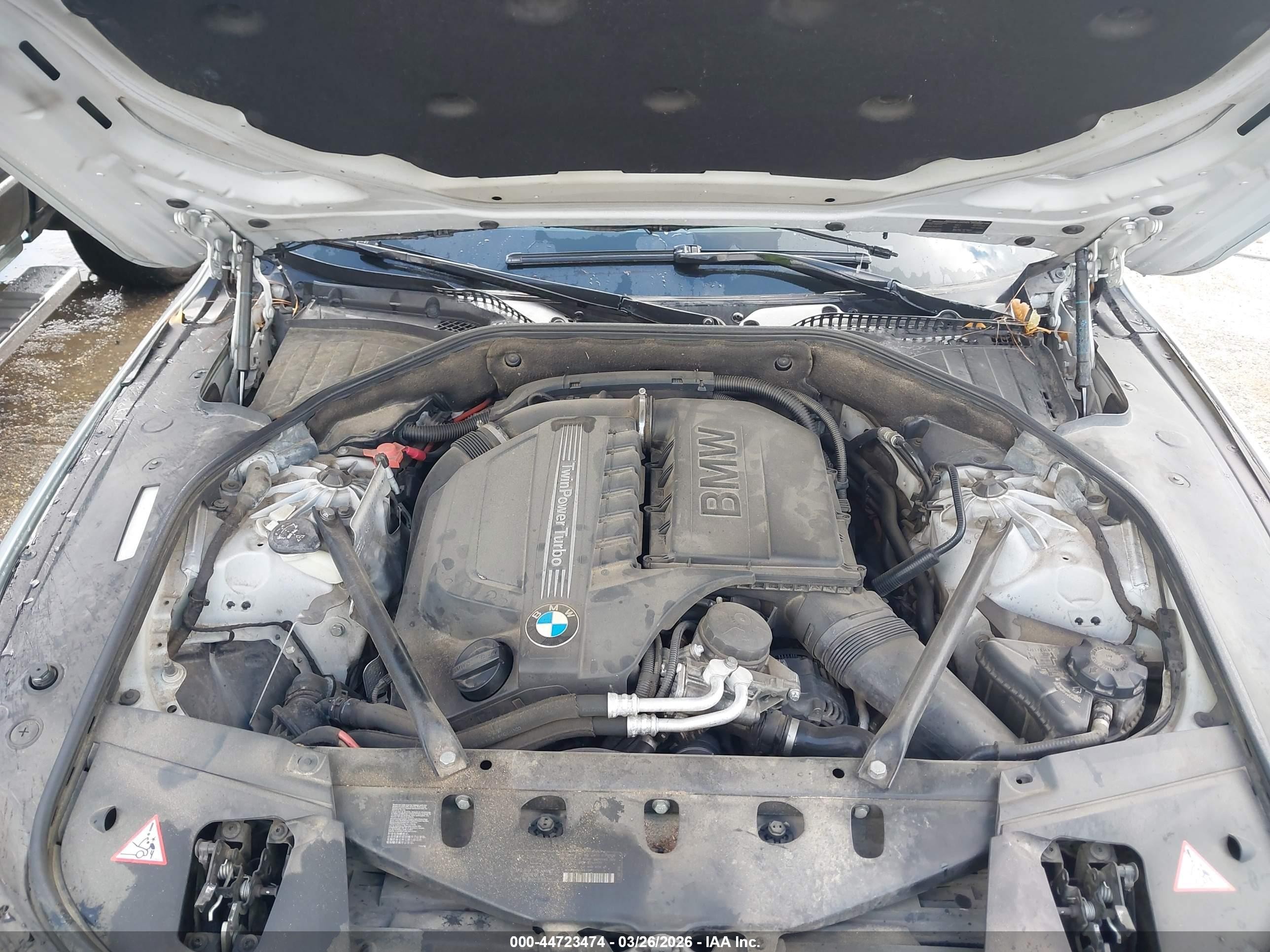 2013 Bmw 740i   Silver vin: WBAYA6C53DC995059