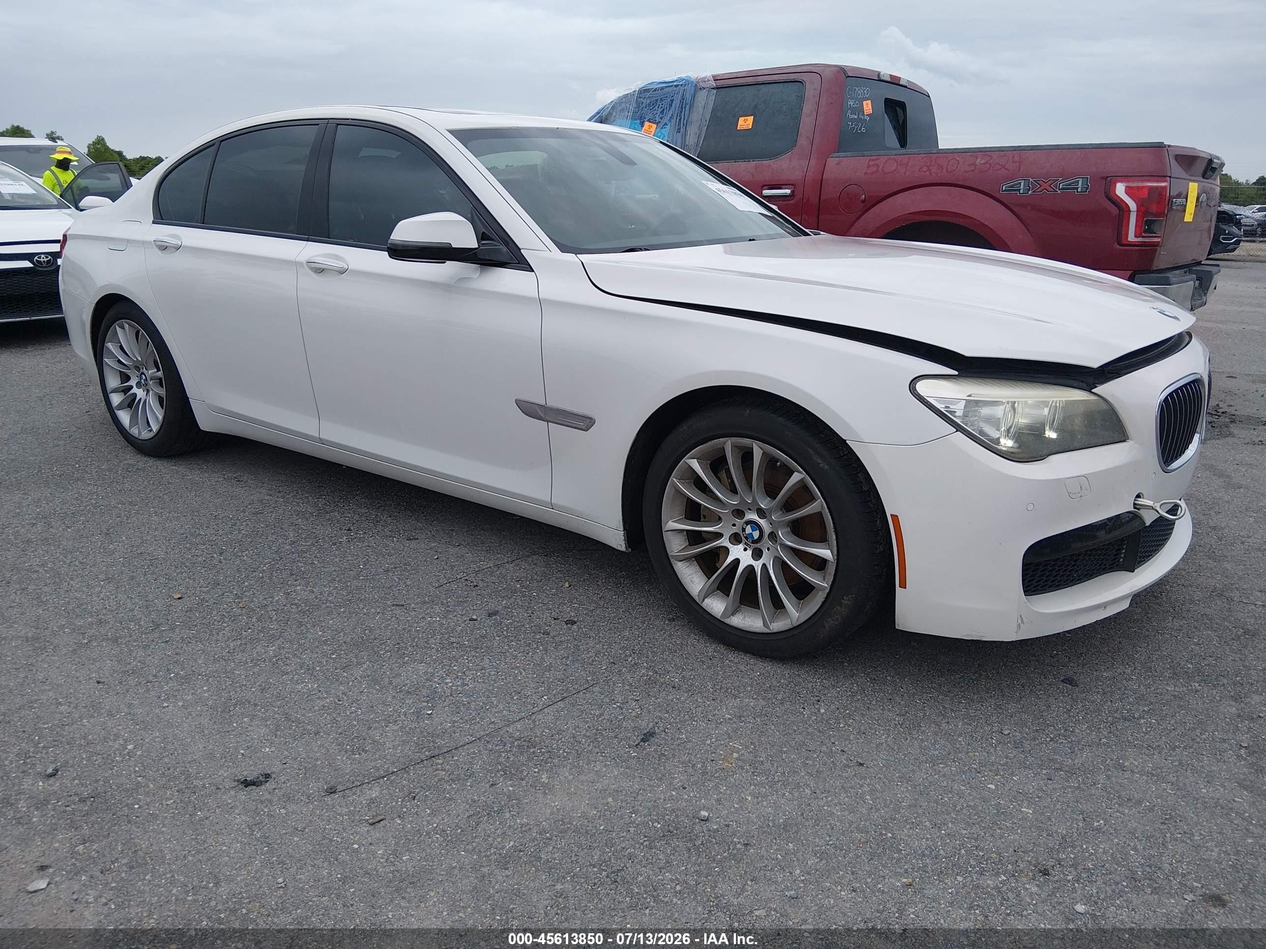2014 Bmw 740i   White vin: WBAYA6C53ED144505