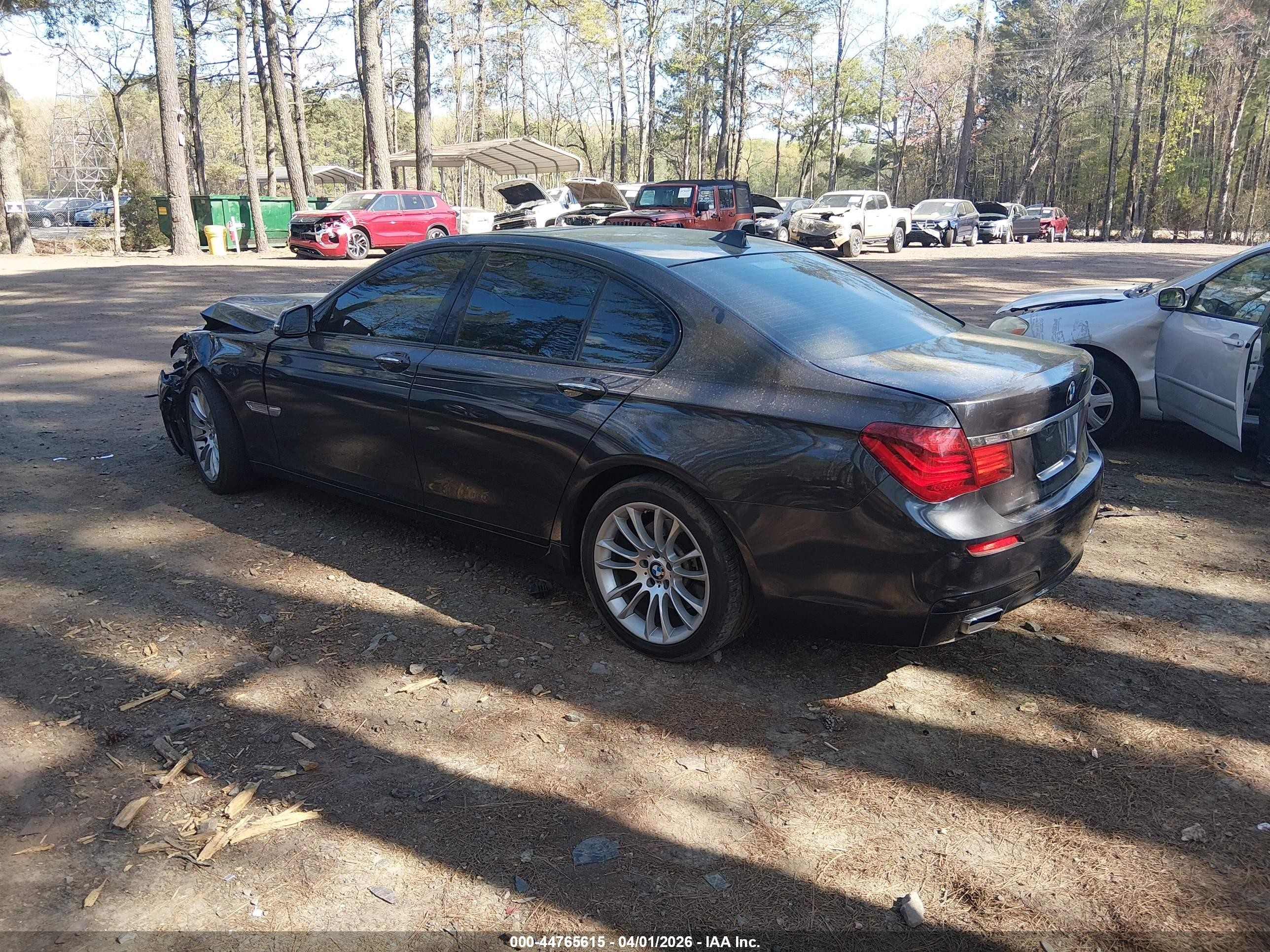 2013 Bmw 740i   Black vin: WBAYA6C54DD143376