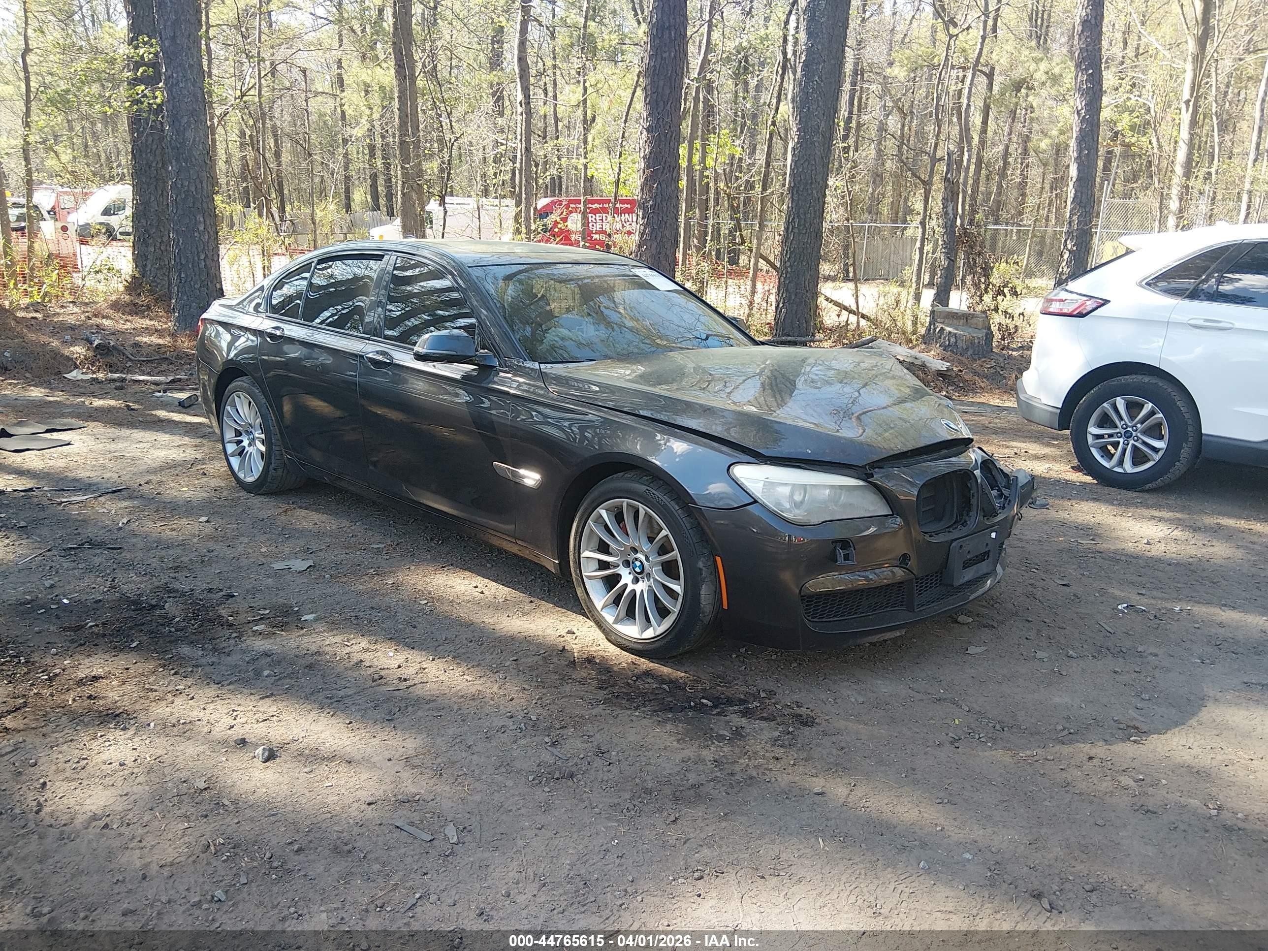 2013 Bmw 740i   Black vin: WBAYA6C54DD143376