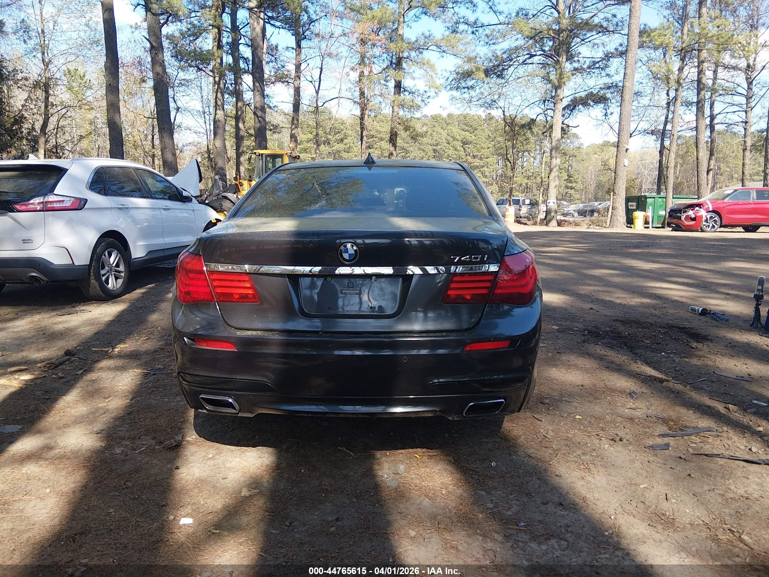 2013 Bmw 740i   Black vin: WBAYA6C54DD143376