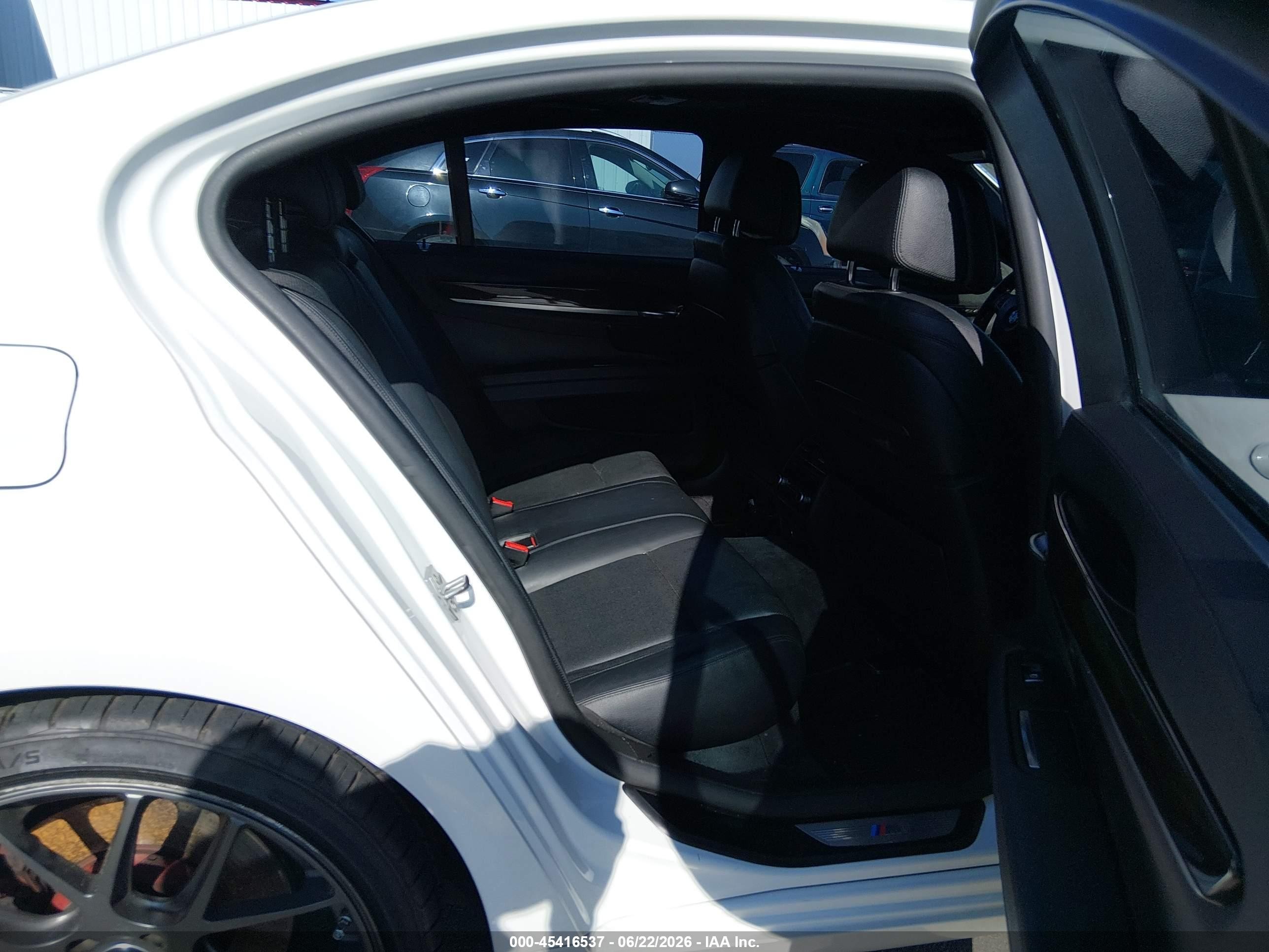 2015 Bmw 740i   White vin: WBAYA6C55FD826979