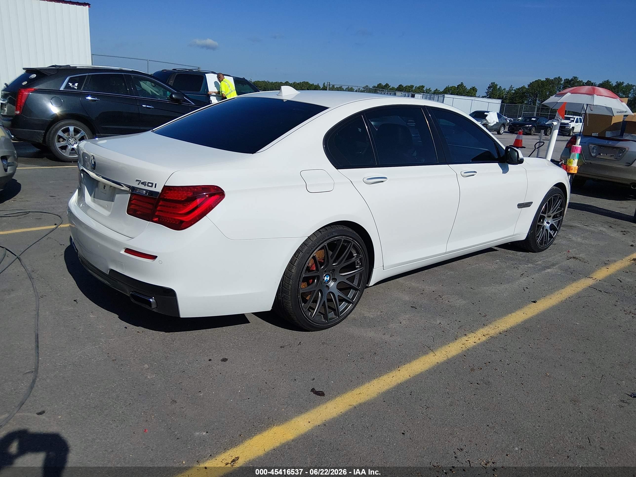 2015 Bmw 740i   White vin: WBAYA6C55FD826979