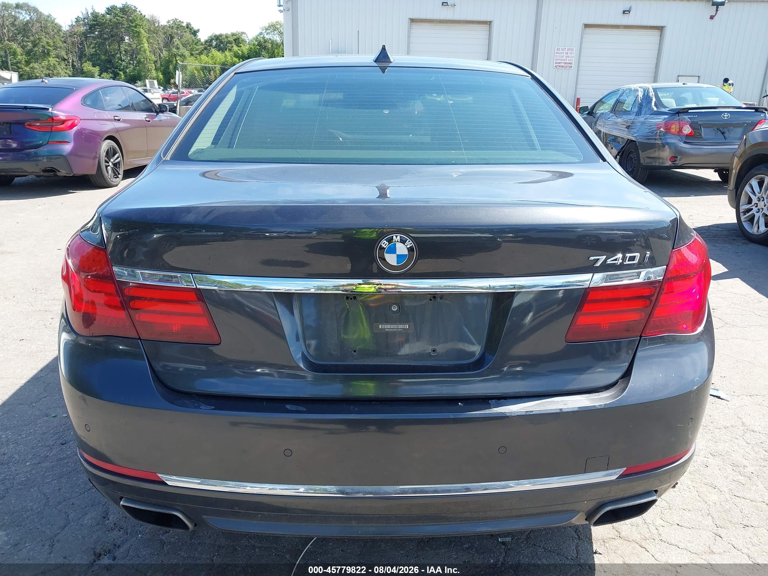 2015 Bmw 740i   Gray vin: WBAYA6C55FGK16479