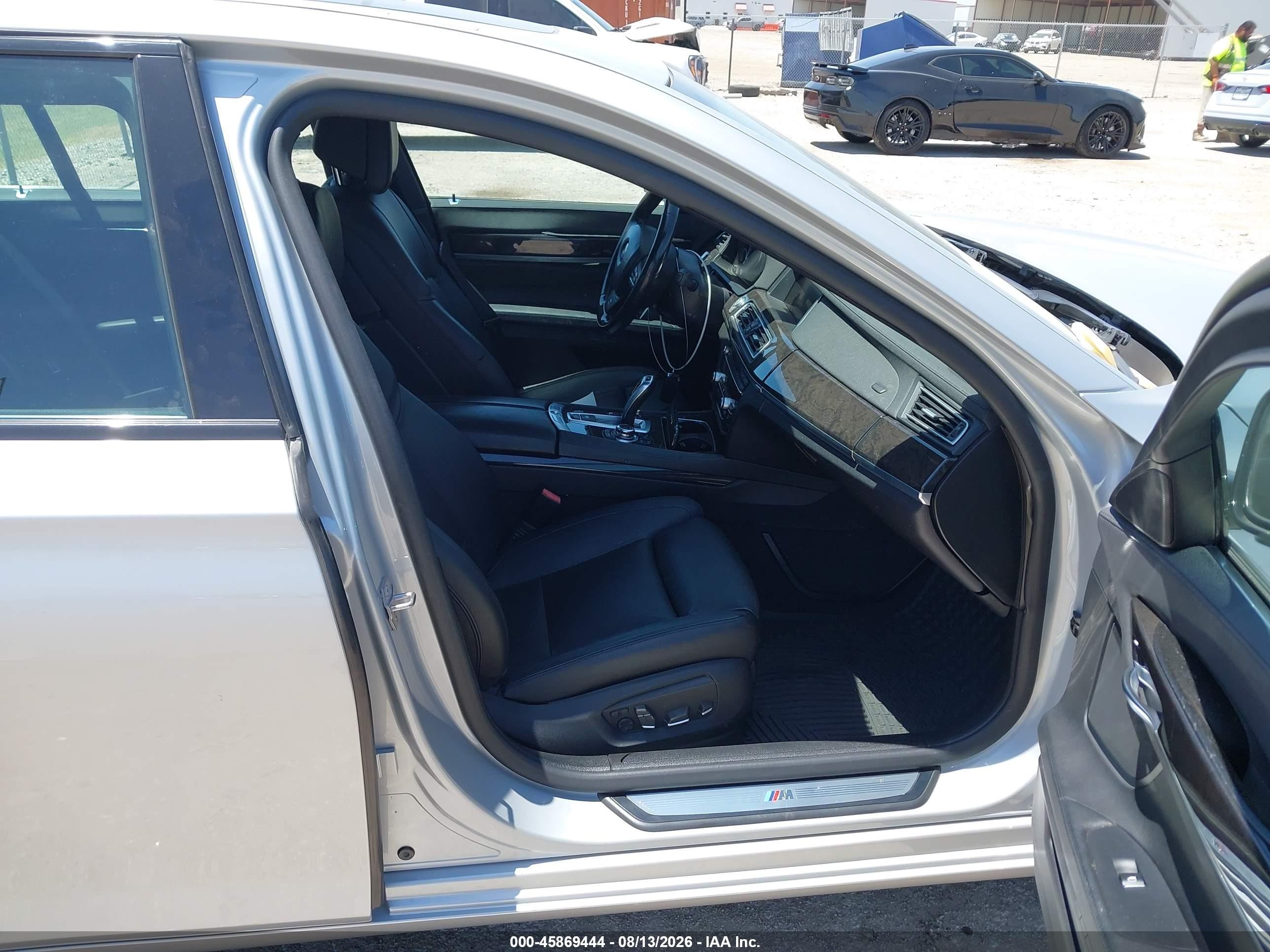2013 Bmw 740i   Silver vin: WBAYA6C57DD143789
