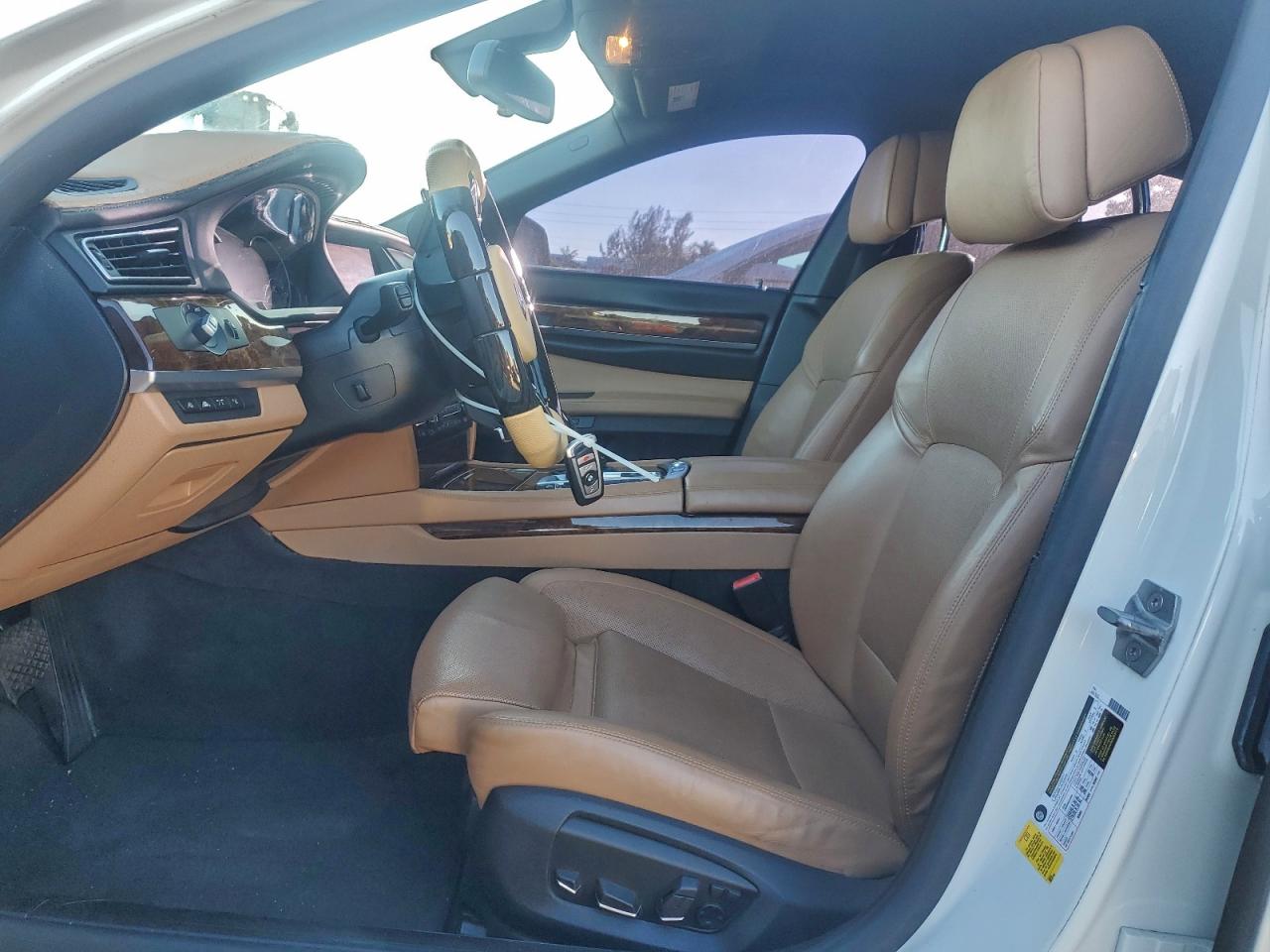 2015 Bmw 740 I White vin: WBAYA6C57FGK16659