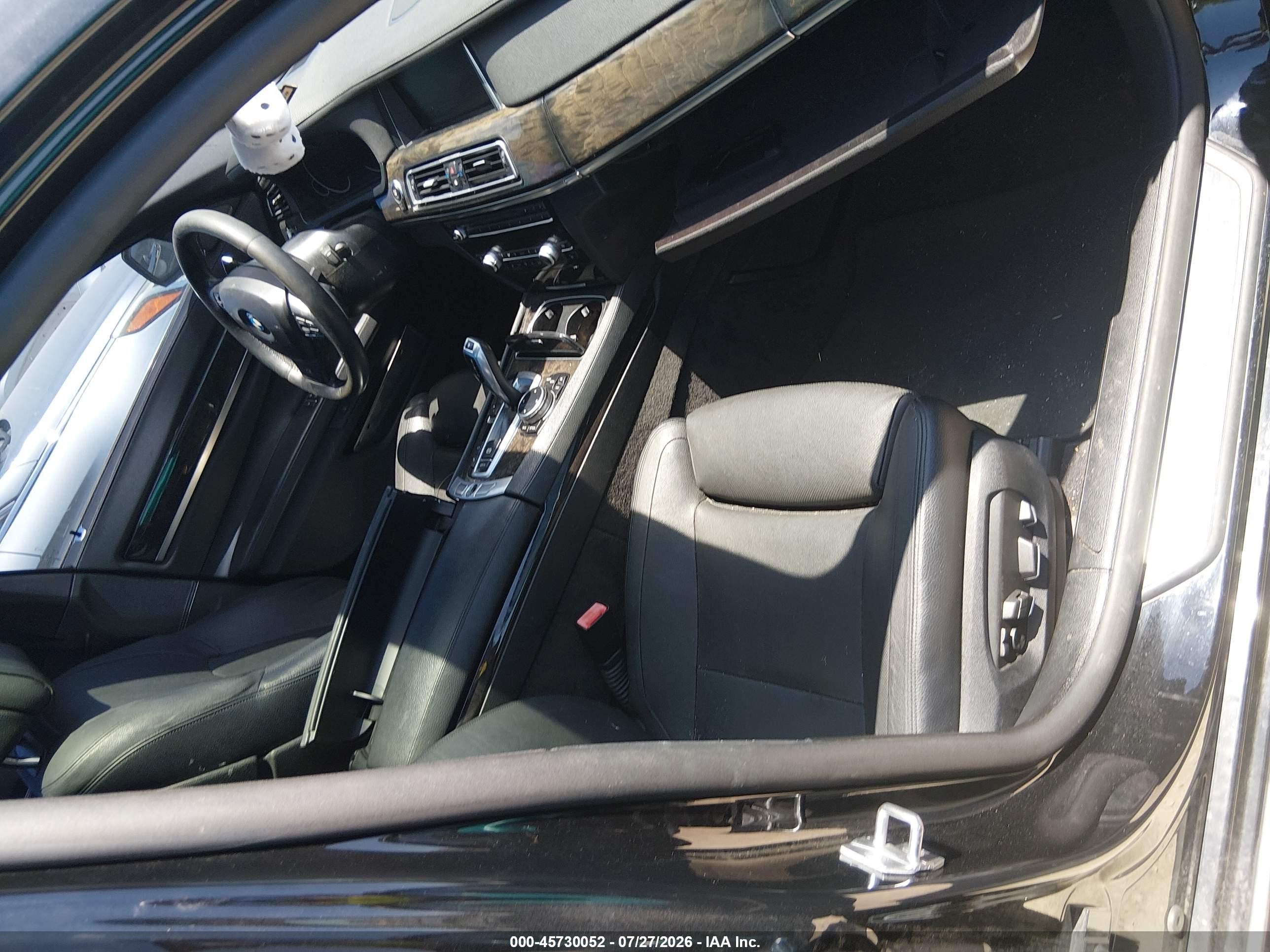 2014 Bmw 740i   Black vin: WBAYA6C58ED144516
