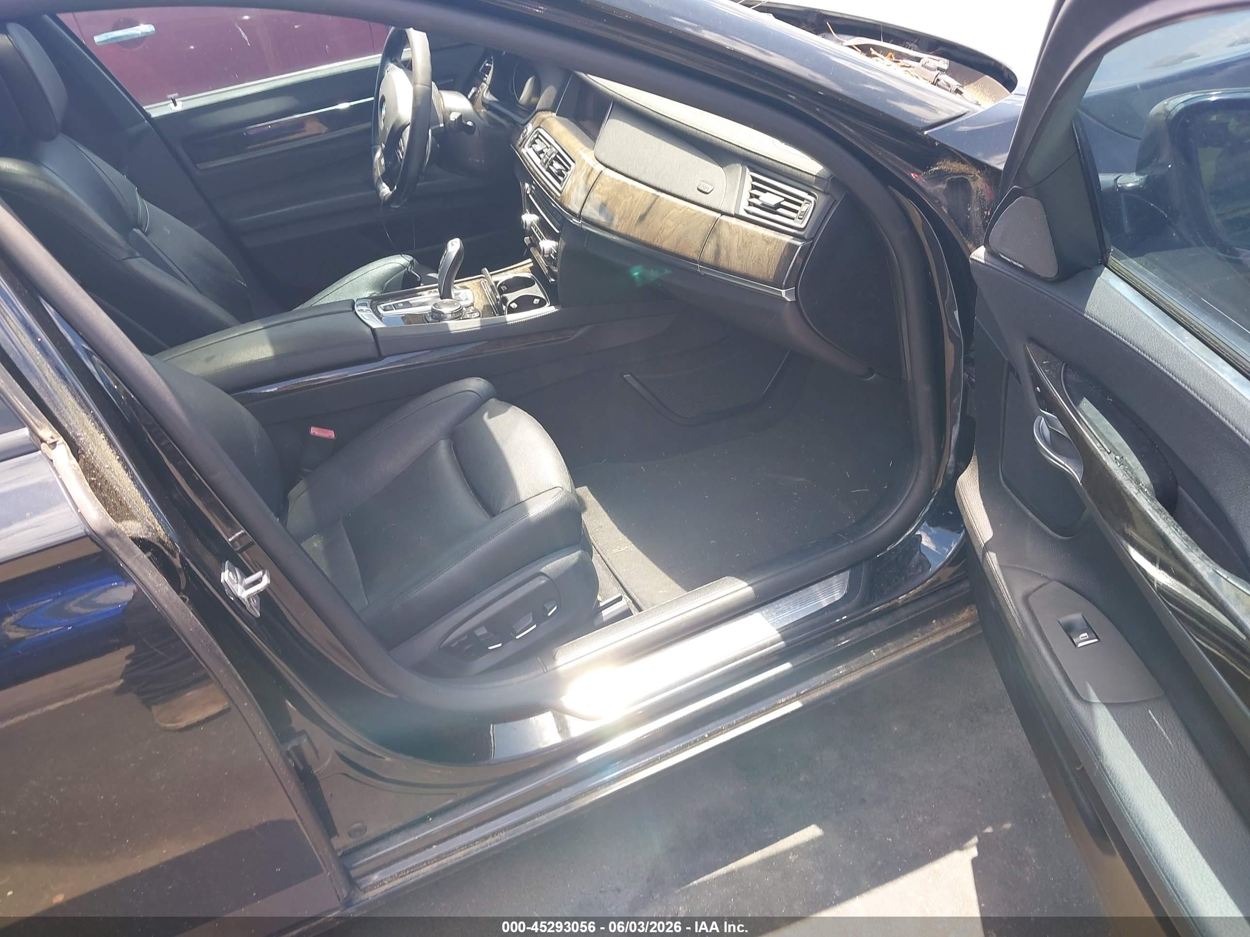 2015 Bmw 740i   Black vin: WBAYA6C58FD827088