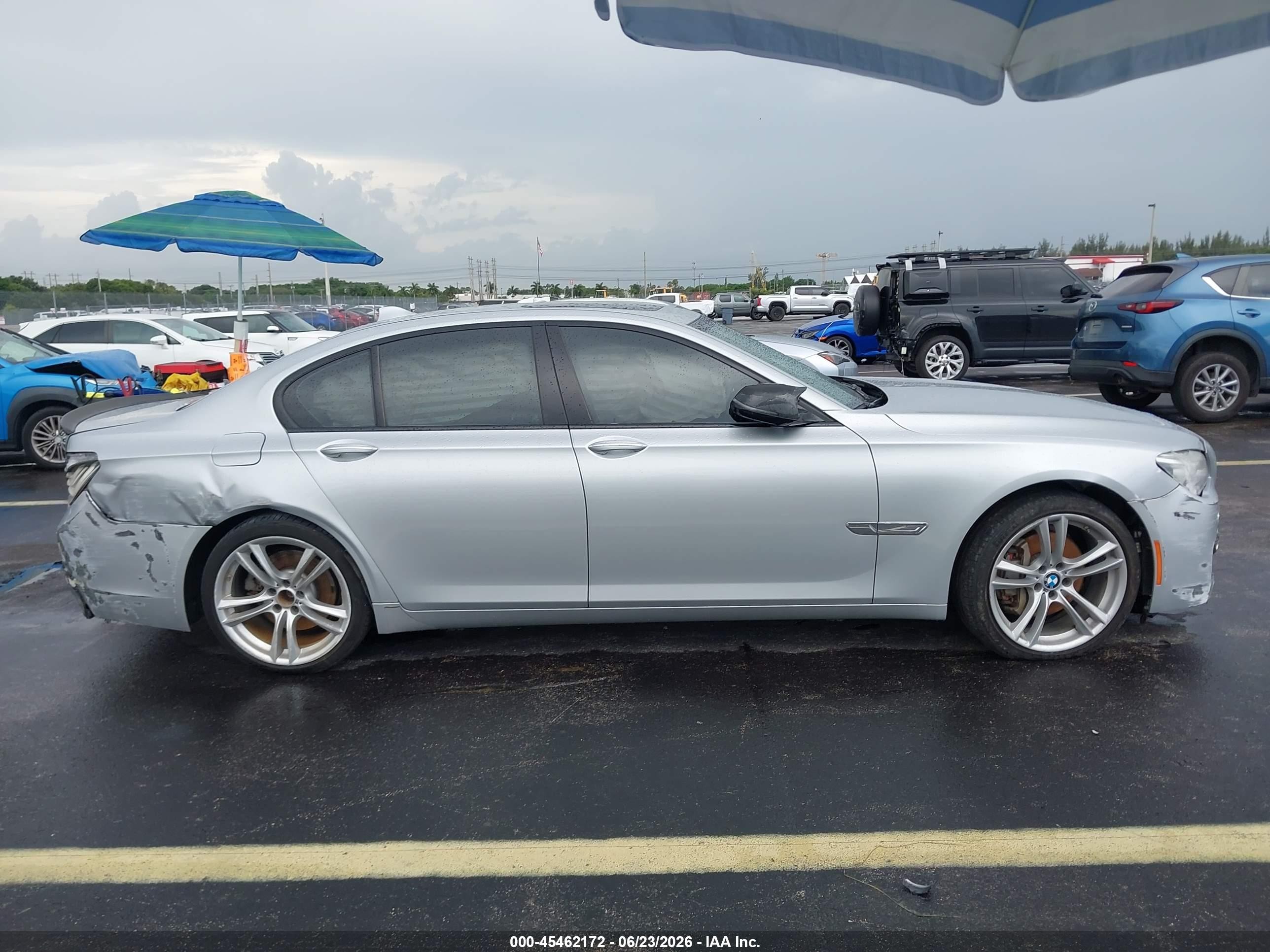 2015 Bmw 740i Gray vin: WBAYA6C5XFD826928