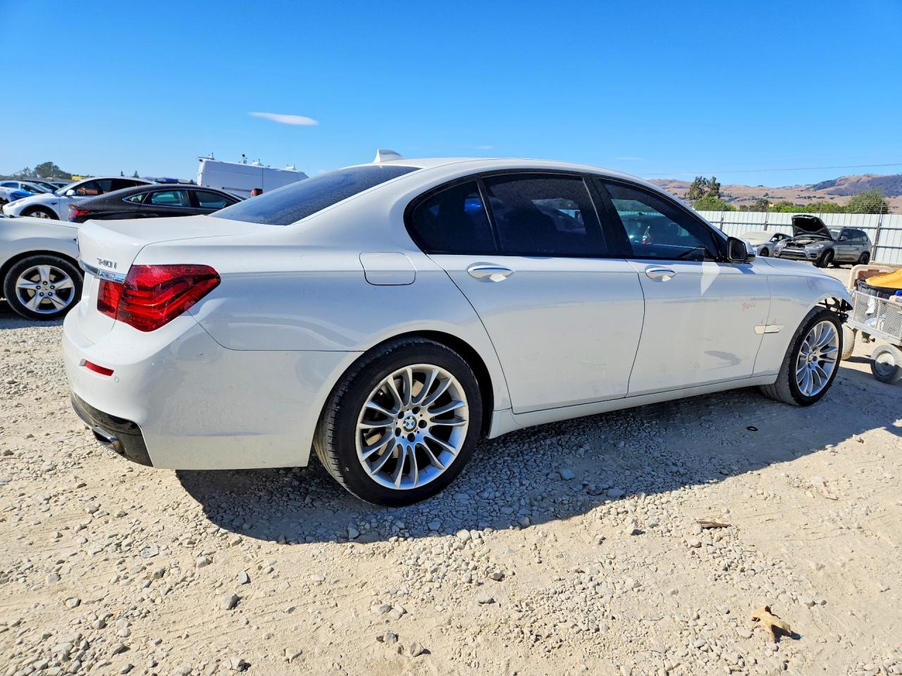 2015 Bmw 740 I White vin: WBAYA6C5XFD826959