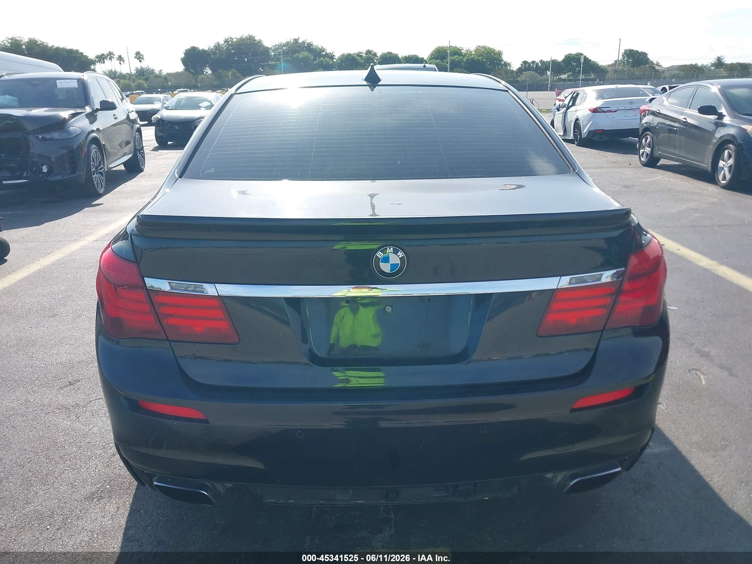 2015 Bmw 740i   Black vin: WBAYA6C5XFD827089