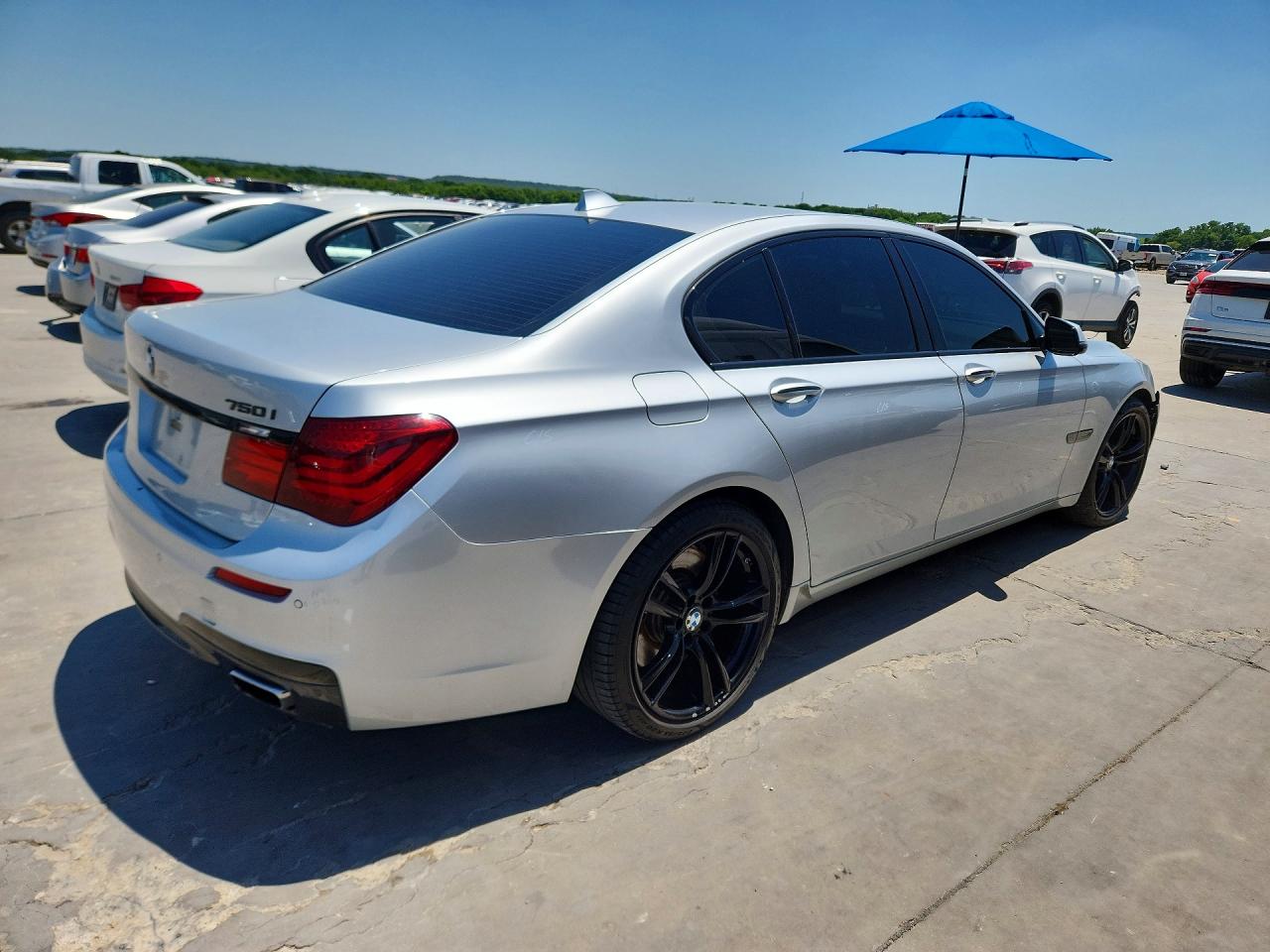 2013 Bmw 750 I Silver vin: WBAYA8C50DC996858