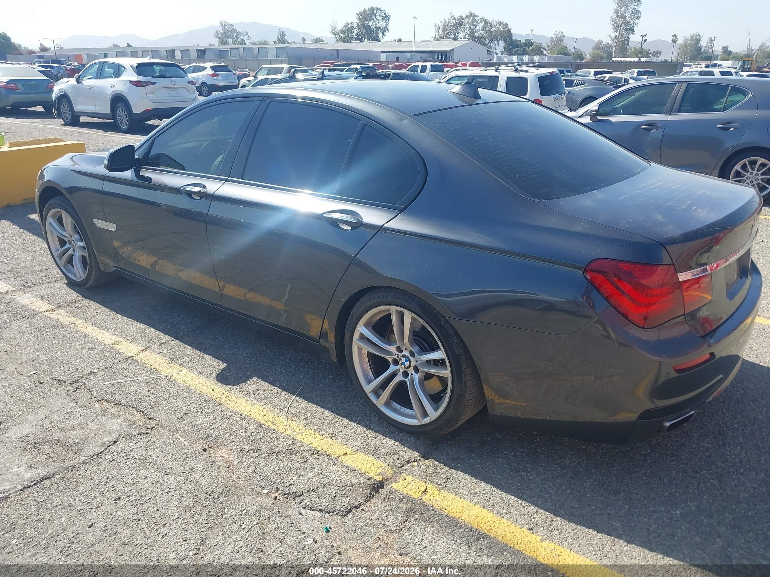 2014 Bmw 750i   Black vin: WBAYA8C50ED824986