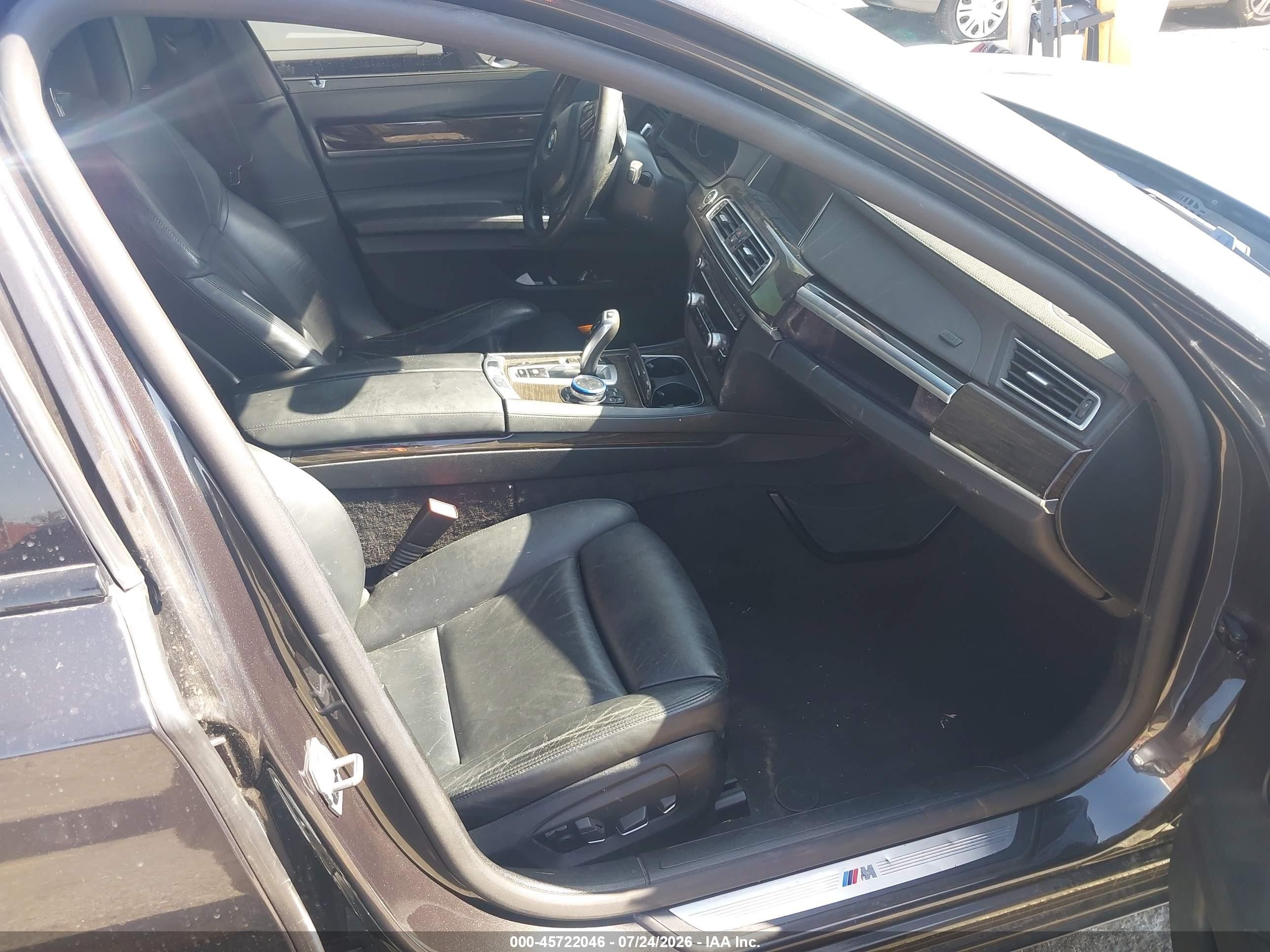 2014 Bmw 750i   Black vin: WBAYA8C50ED824986