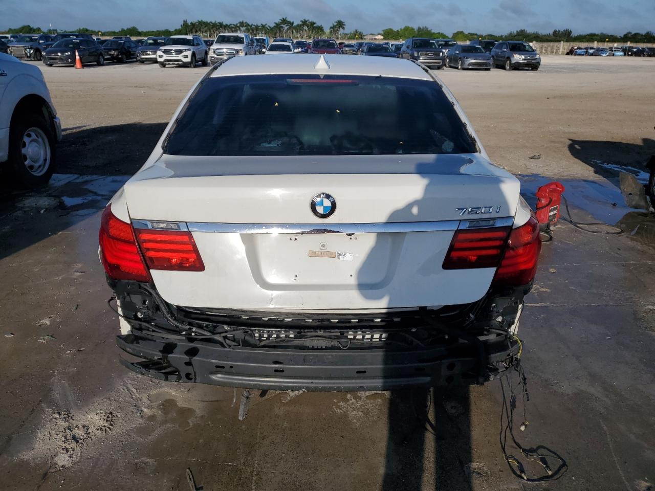 2013 Bmw 750 I White vin: WBAYA8C51DC996867