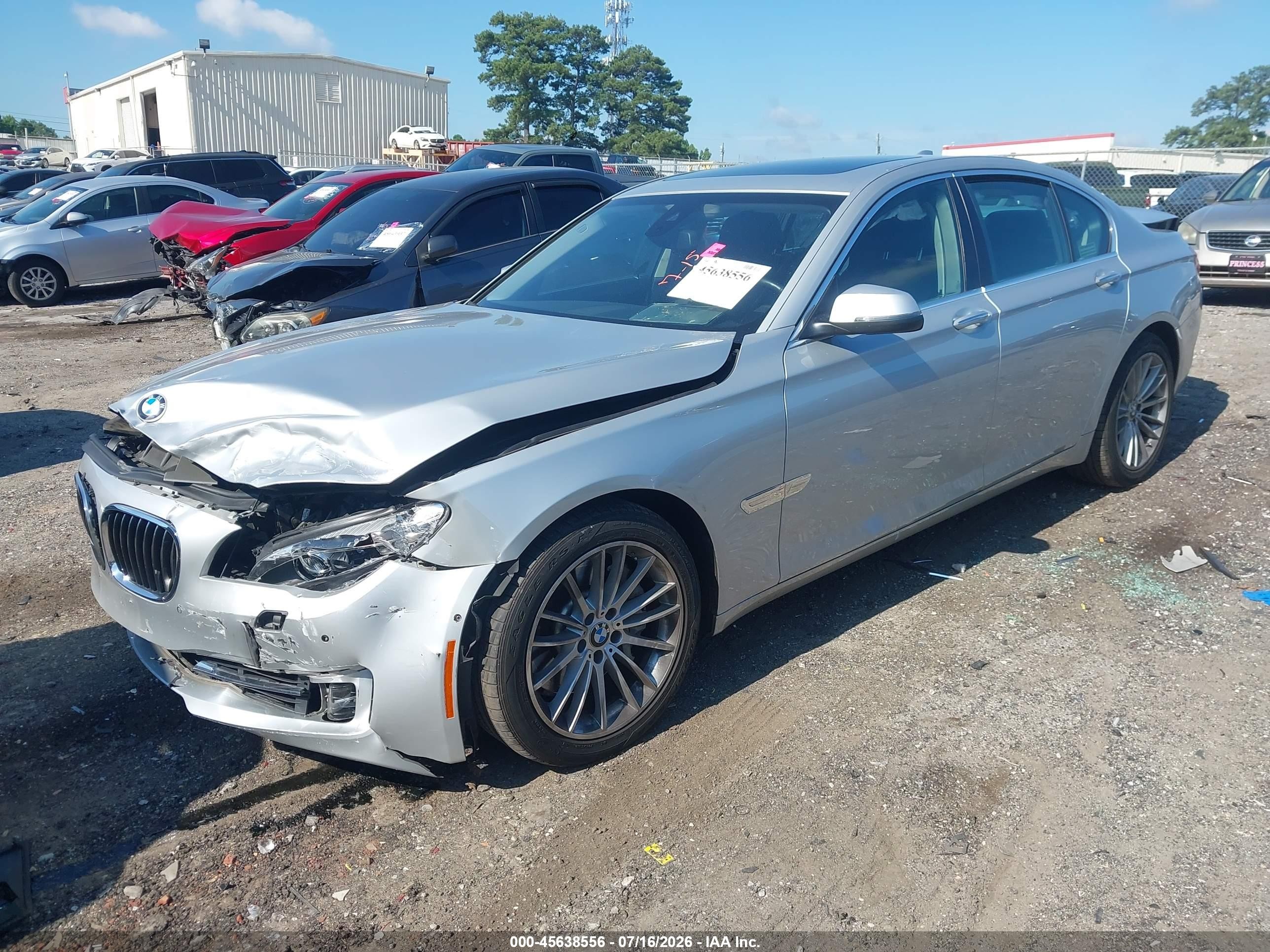 2014 Bmw 750i   Silver vin: WBAYA8C51ED825337