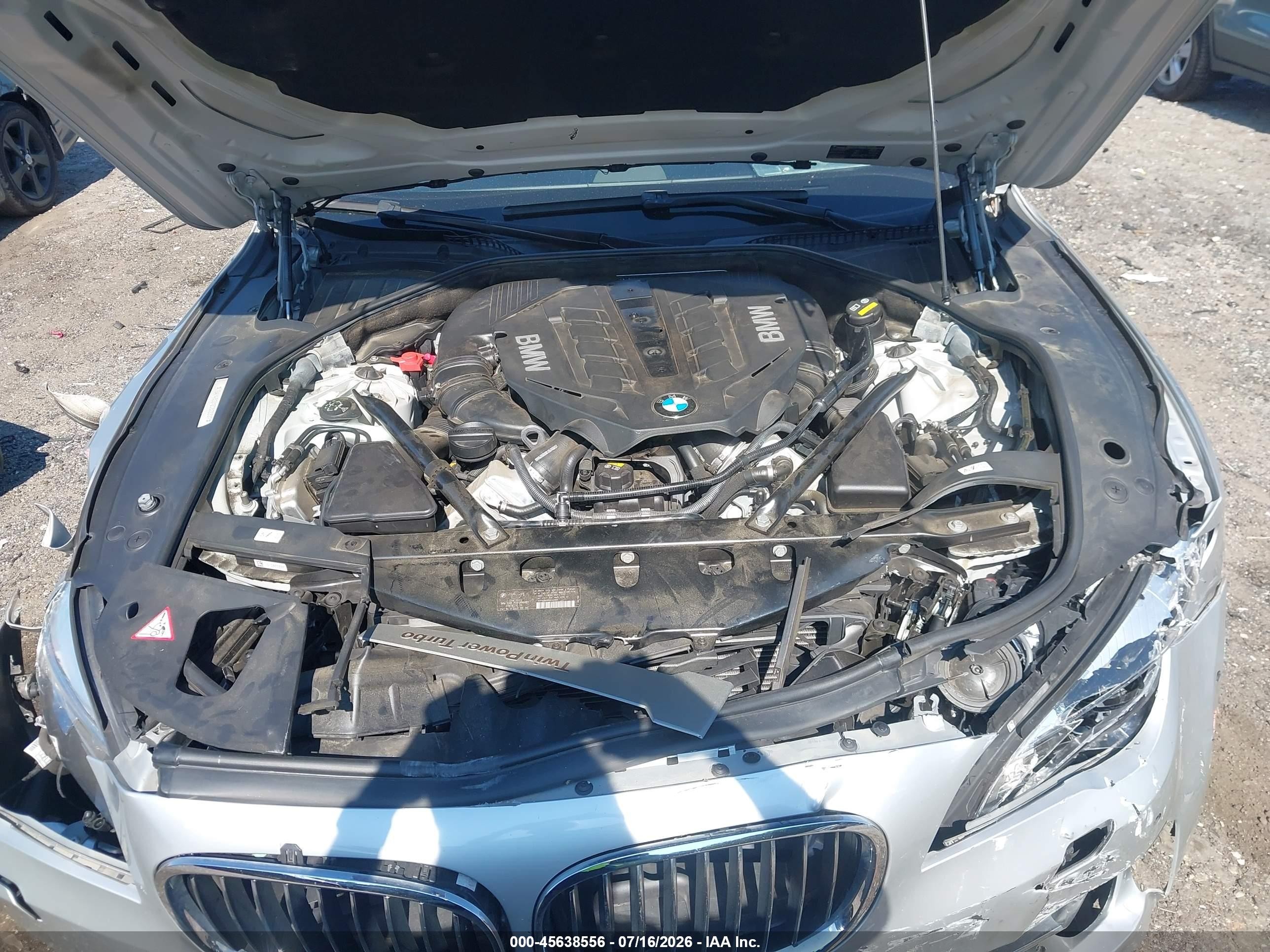 2014 Bmw 750i   Silver vin: WBAYA8C51ED825337