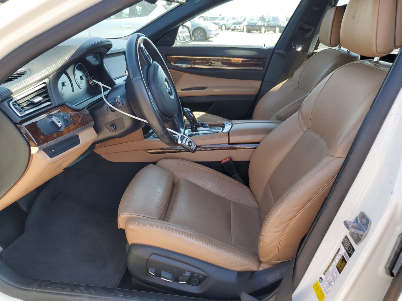 2013 Bmw 750 I White vin: WBAYA8C52DD227658