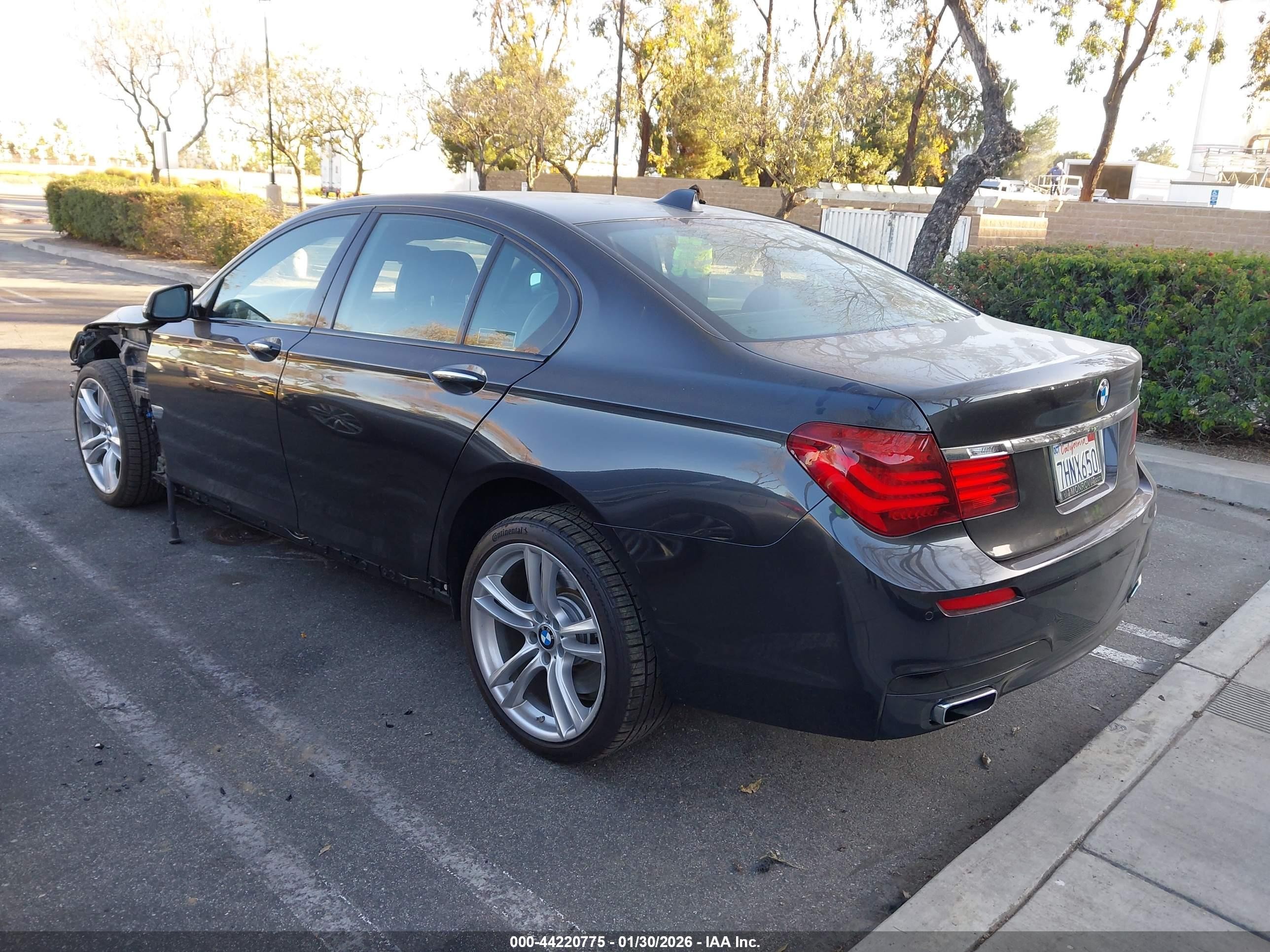 2014 Bmw 750i   Gray vin: WBAYA8C53ED825338