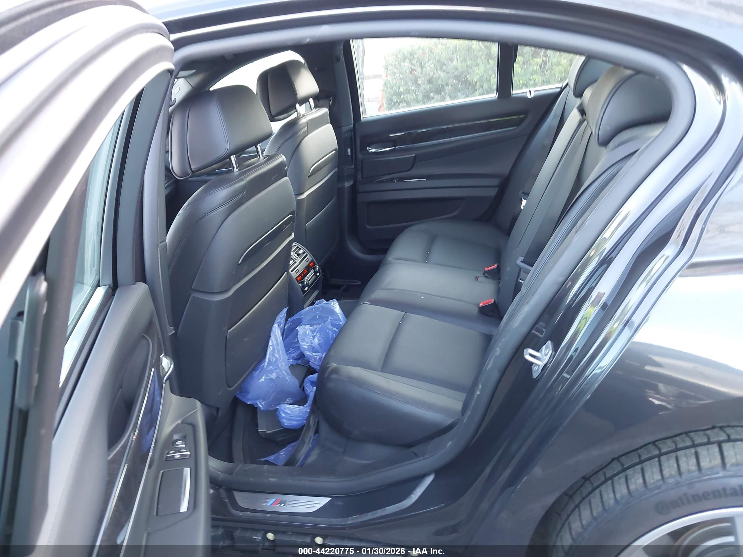 2014 Bmw 750i   Gray vin: WBAYA8C53ED825338