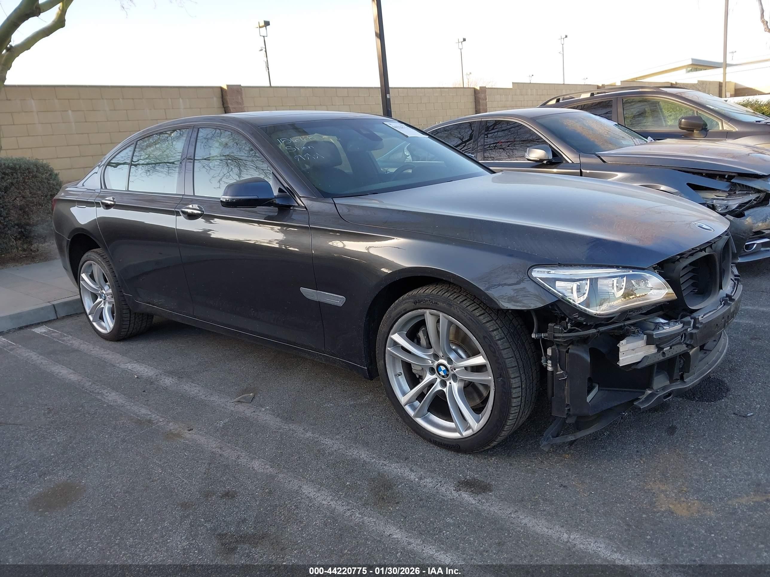 2014 Bmw 750i   Gray vin: WBAYA8C53ED825338