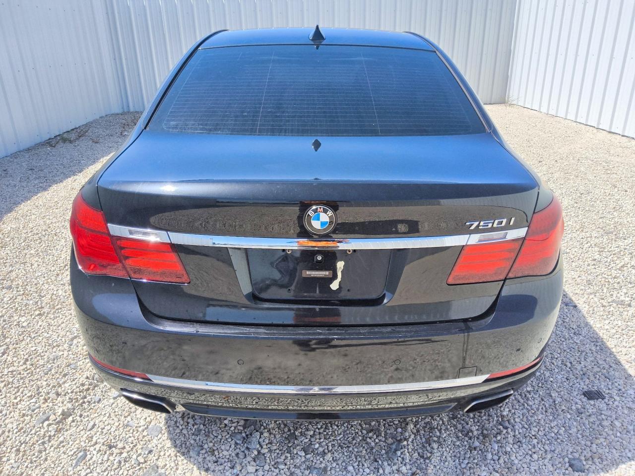 2013 Bmw 750 I Черный vin: WBAYA8C55DC996578