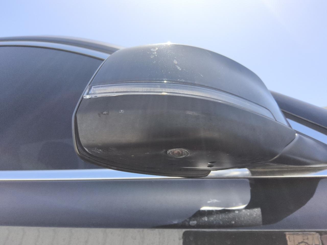 2013 Bmw 750 I Черный vin: WBAYA8C55DC996578 Damage: Right Front Mirror Housing, Chipped, 3