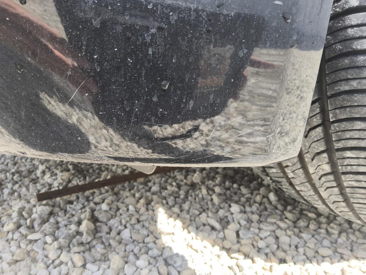 2013 Bmw 750 I Черный vin: WBAYA8C55DC996578 Damage: Front Bumper, Multiple Scratches Heavy, 3