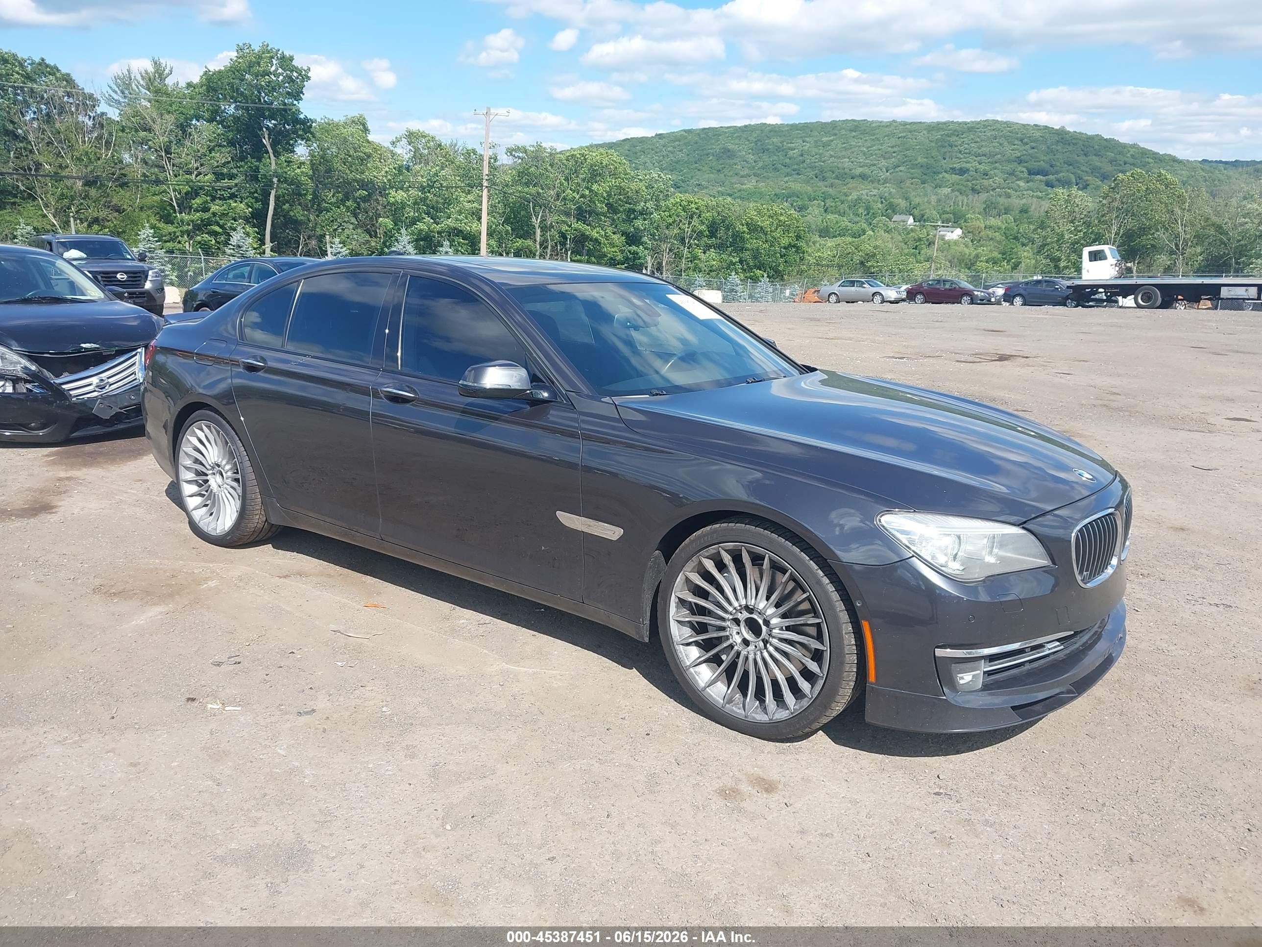 2013 Bmw 750i   Black vin: WBAYA8C56DDS15352